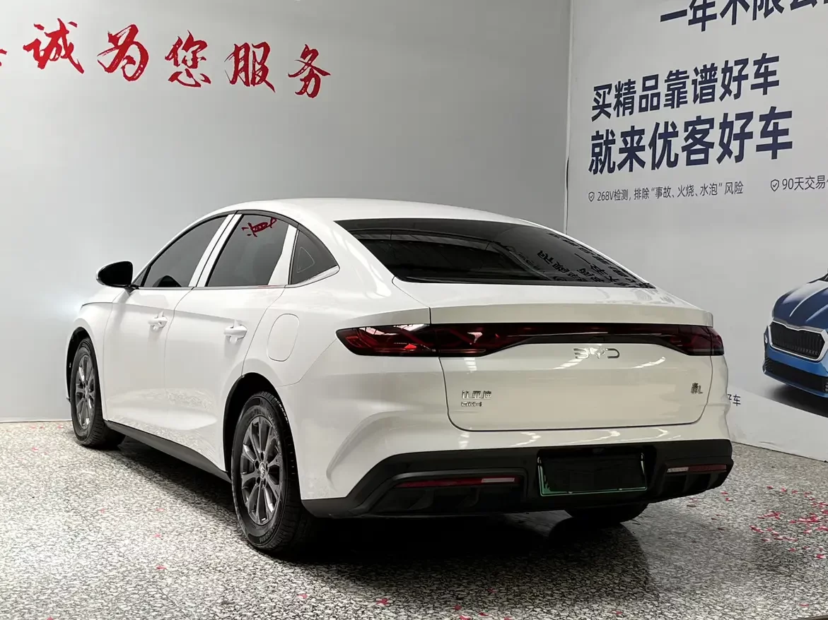 BYD Qin L DM