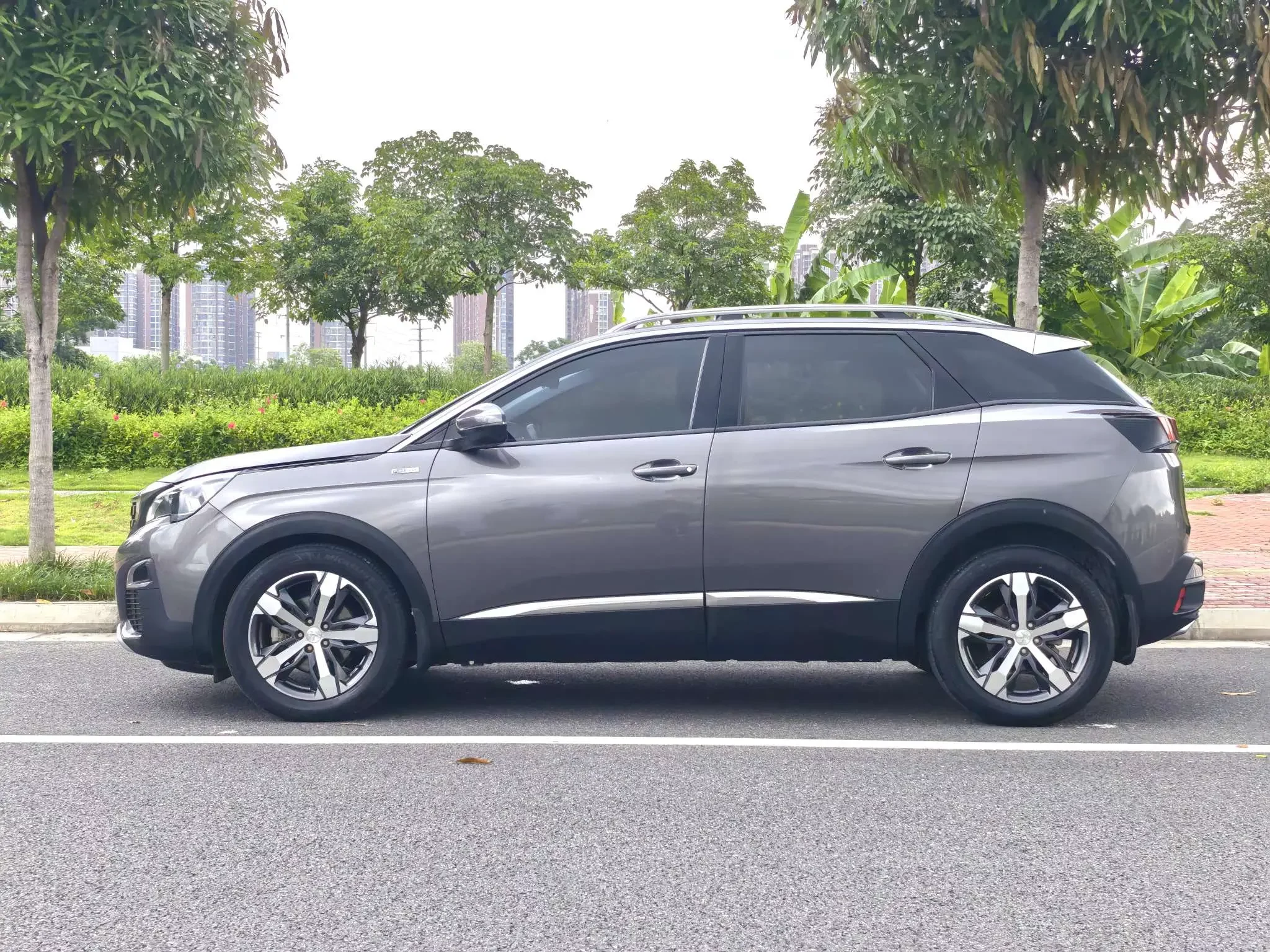 Peugeot 4008
