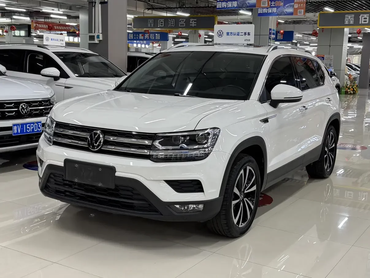 VOLKSWAGEN THARU