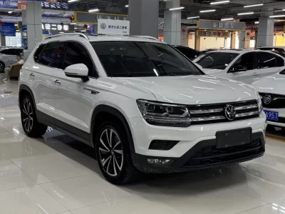 Volkswagen Tharu