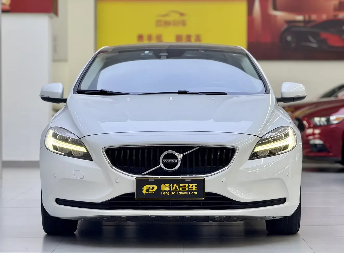 Volvo V40