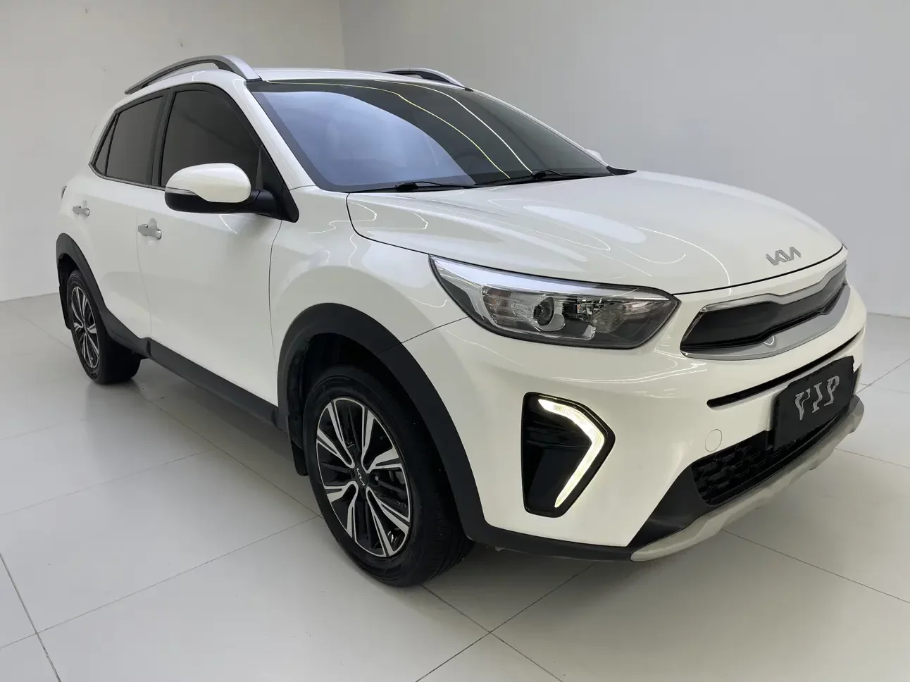 Kia KX1