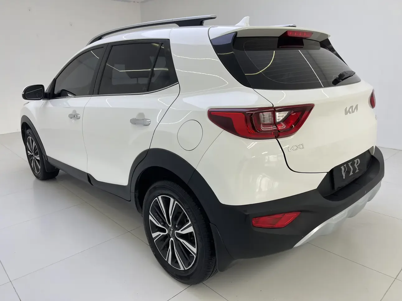 Kia KX1