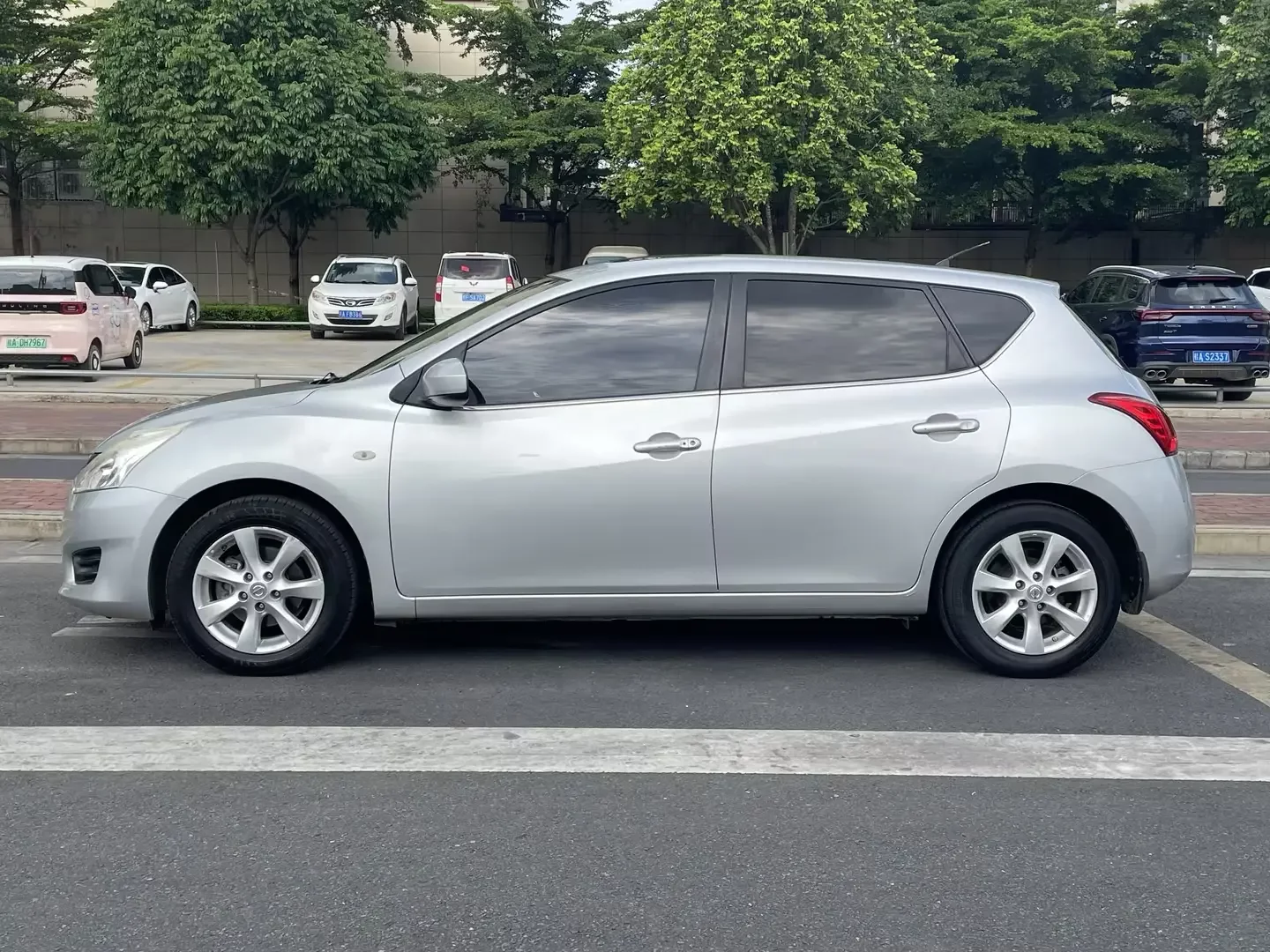 Nissan Tiida