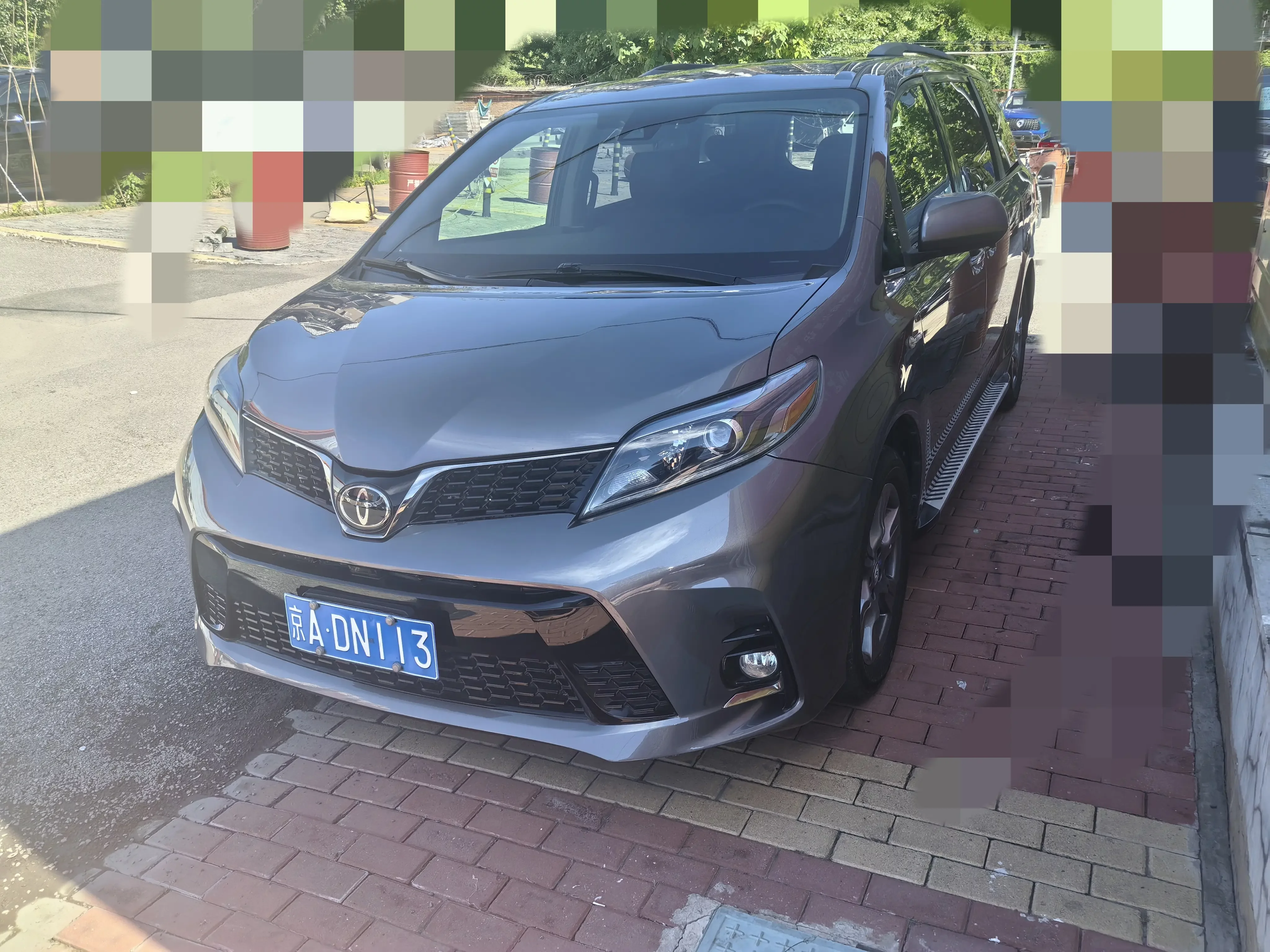 Toyota Sienna