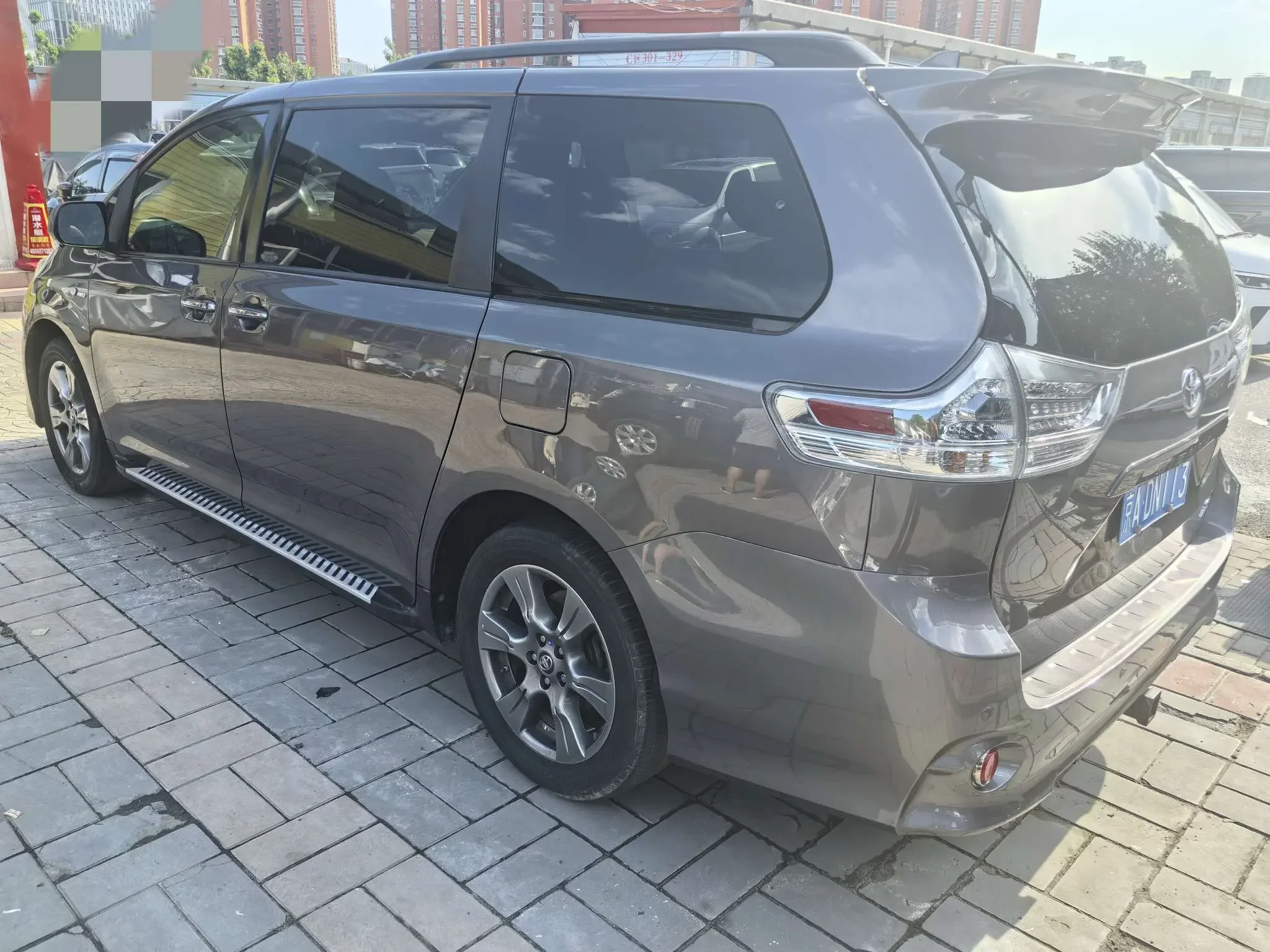 Toyota Sienna