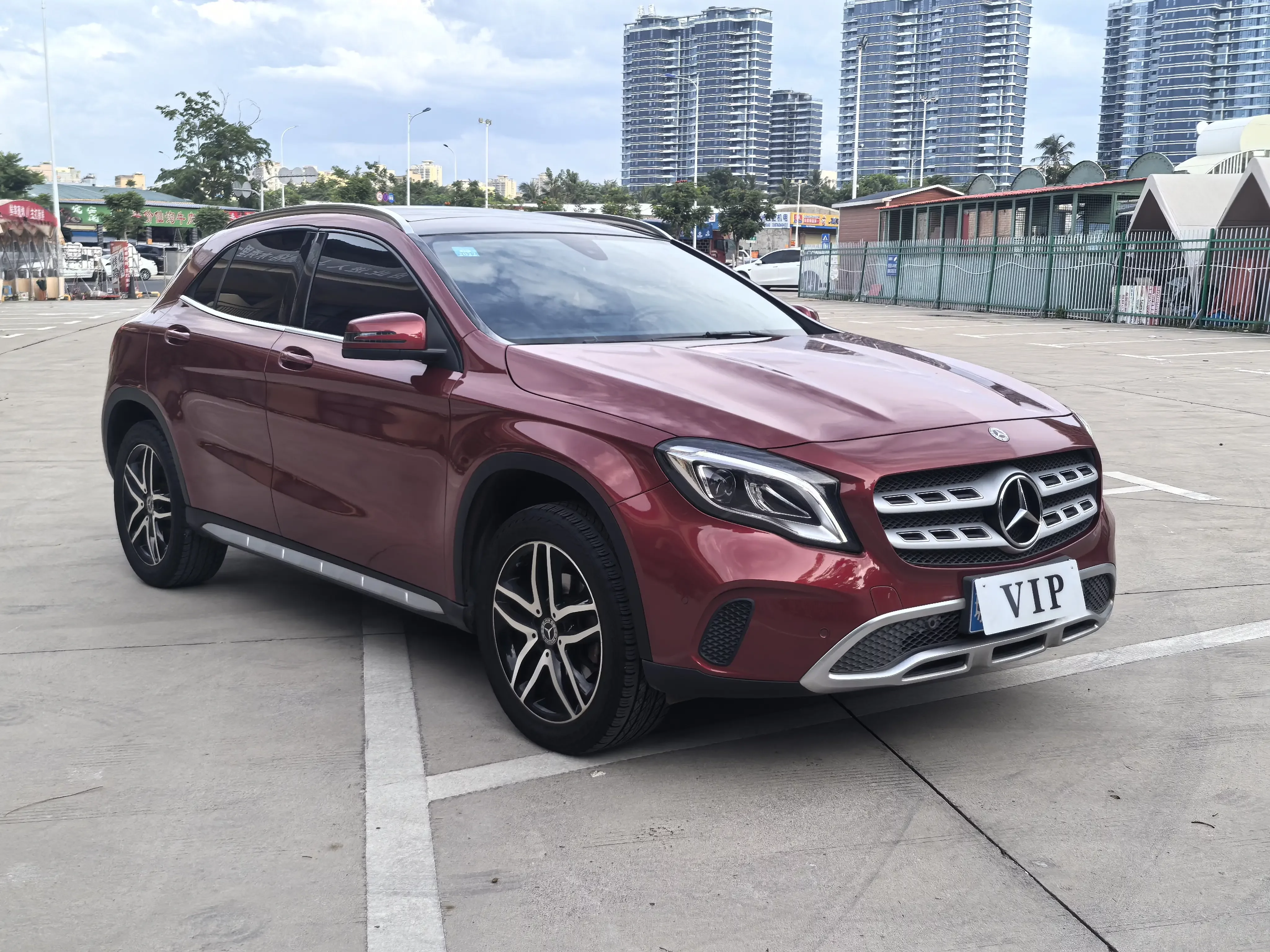 Mercedes-Benz GLA