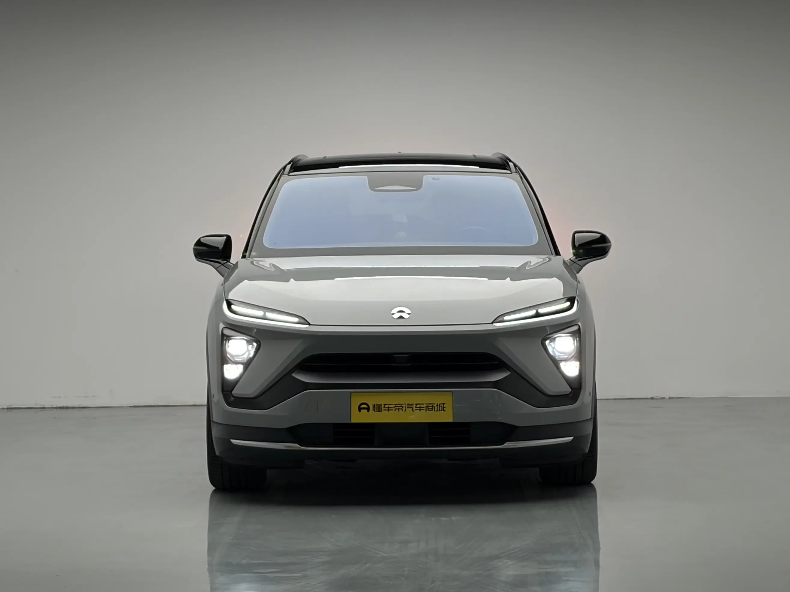 NIO ES6