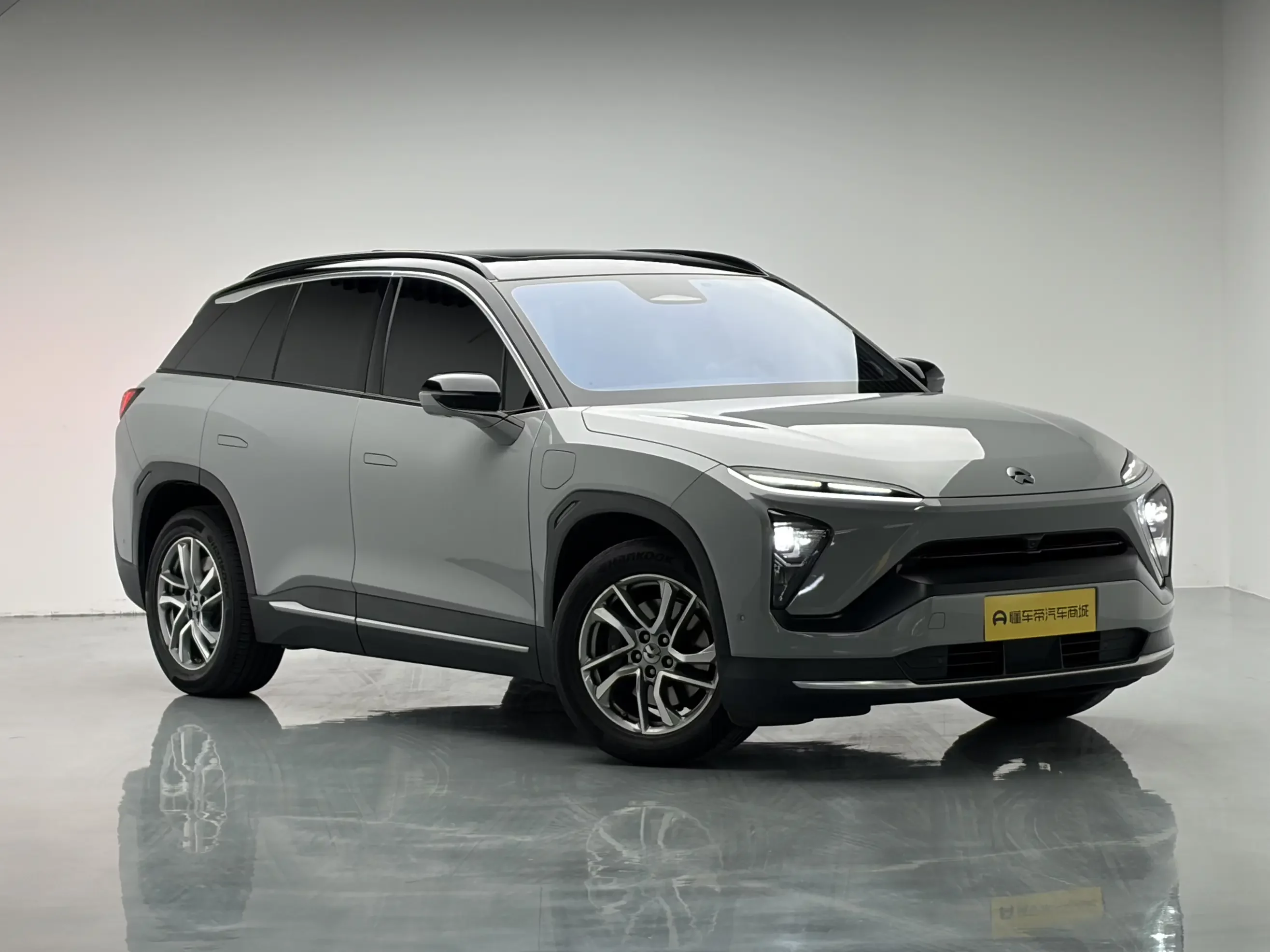 NIO ES6