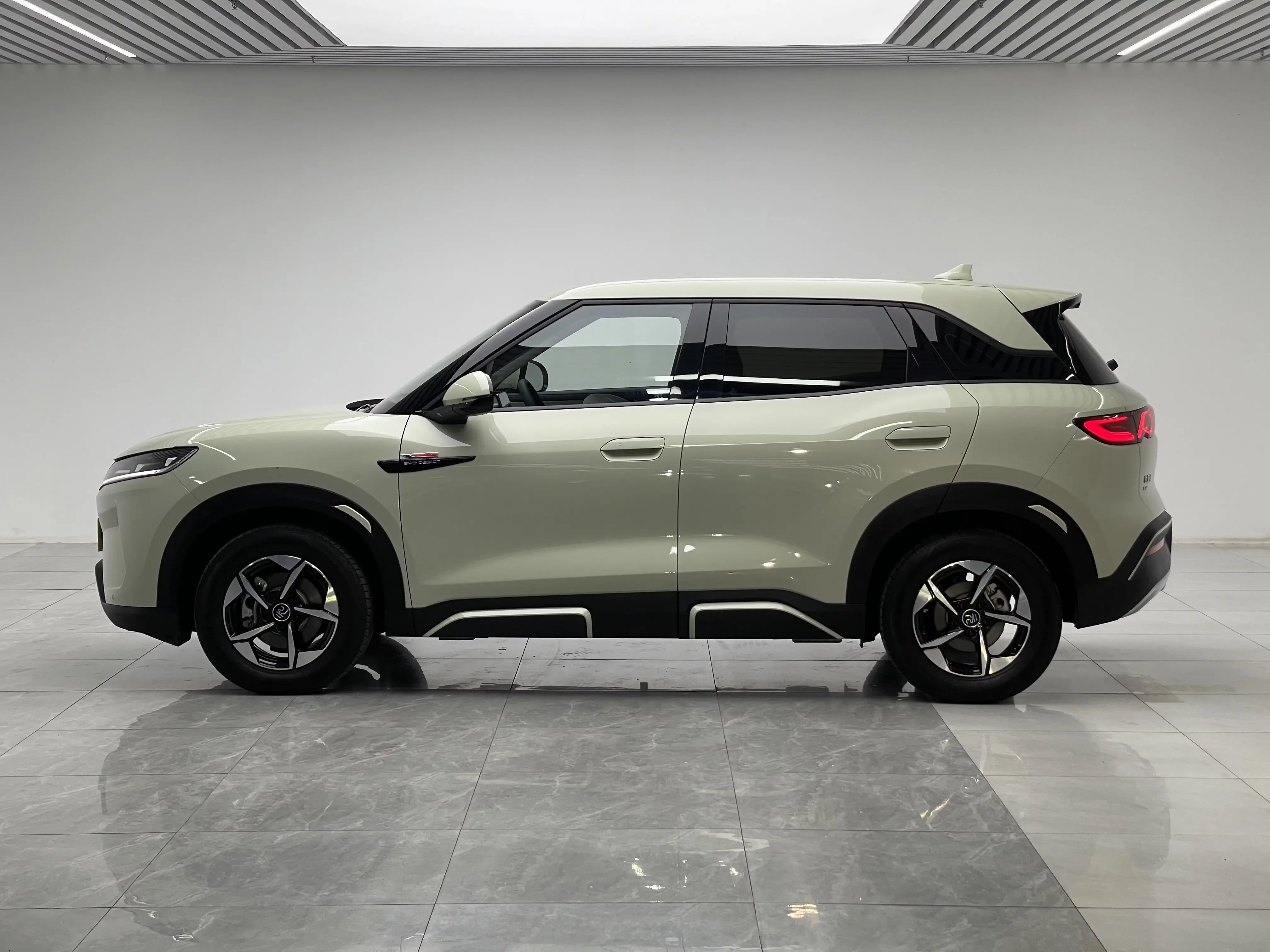 BYD Yuan UP