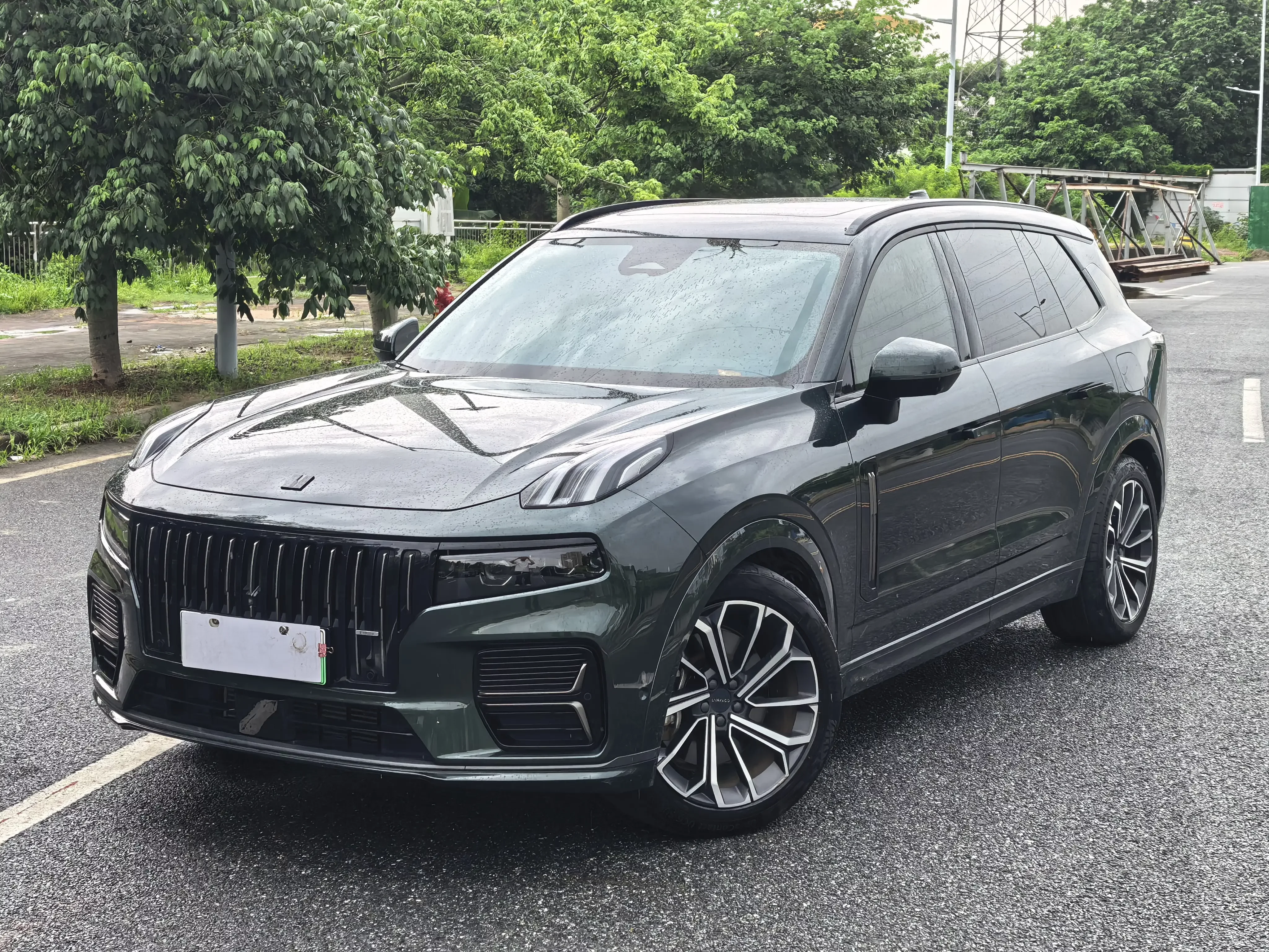 Lynk & Co 09 EM-P