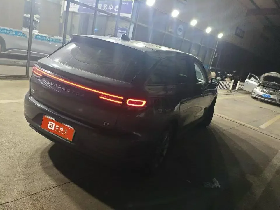 Leapmotor Zero running C11