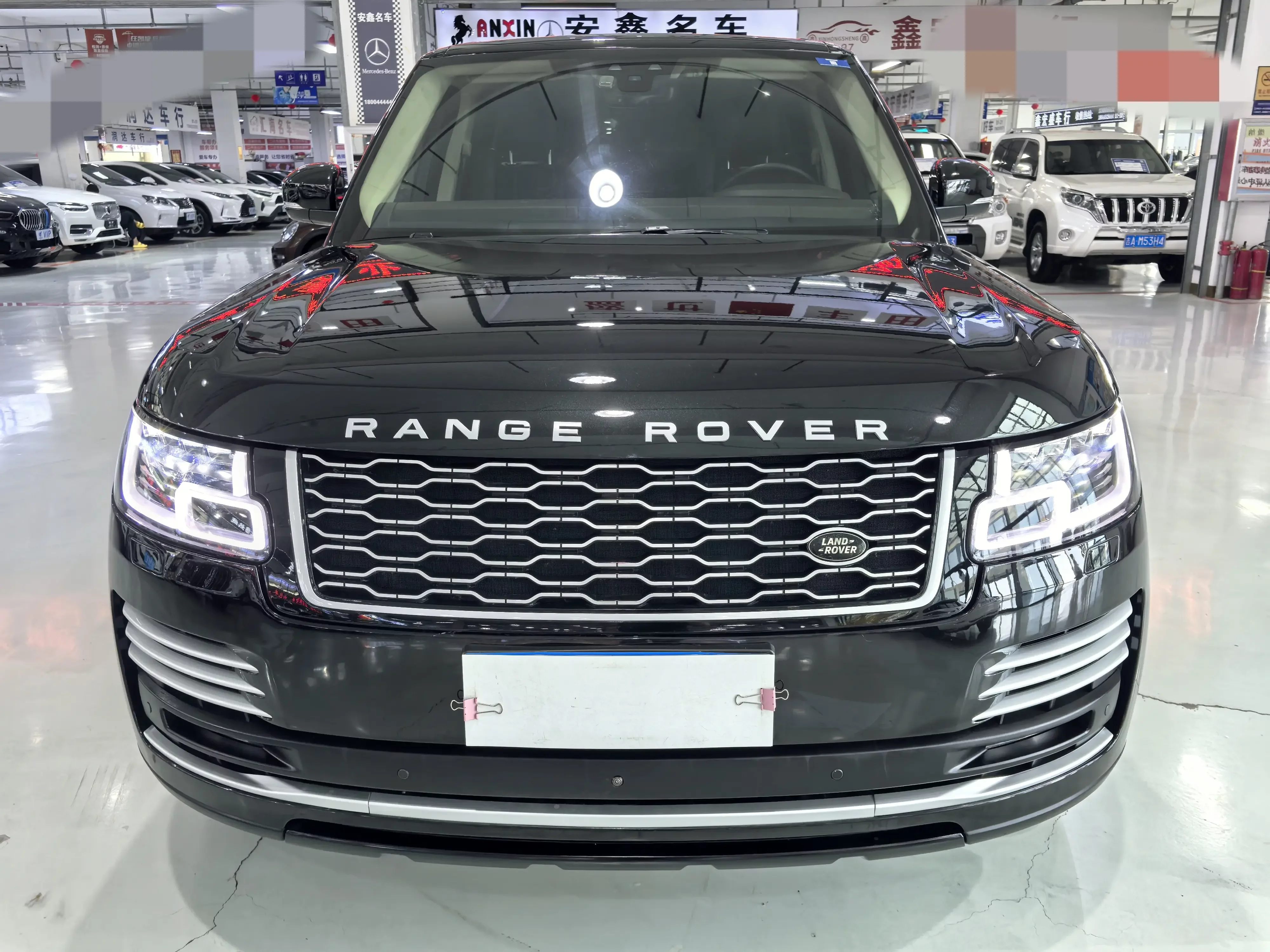 Land Rover range rover