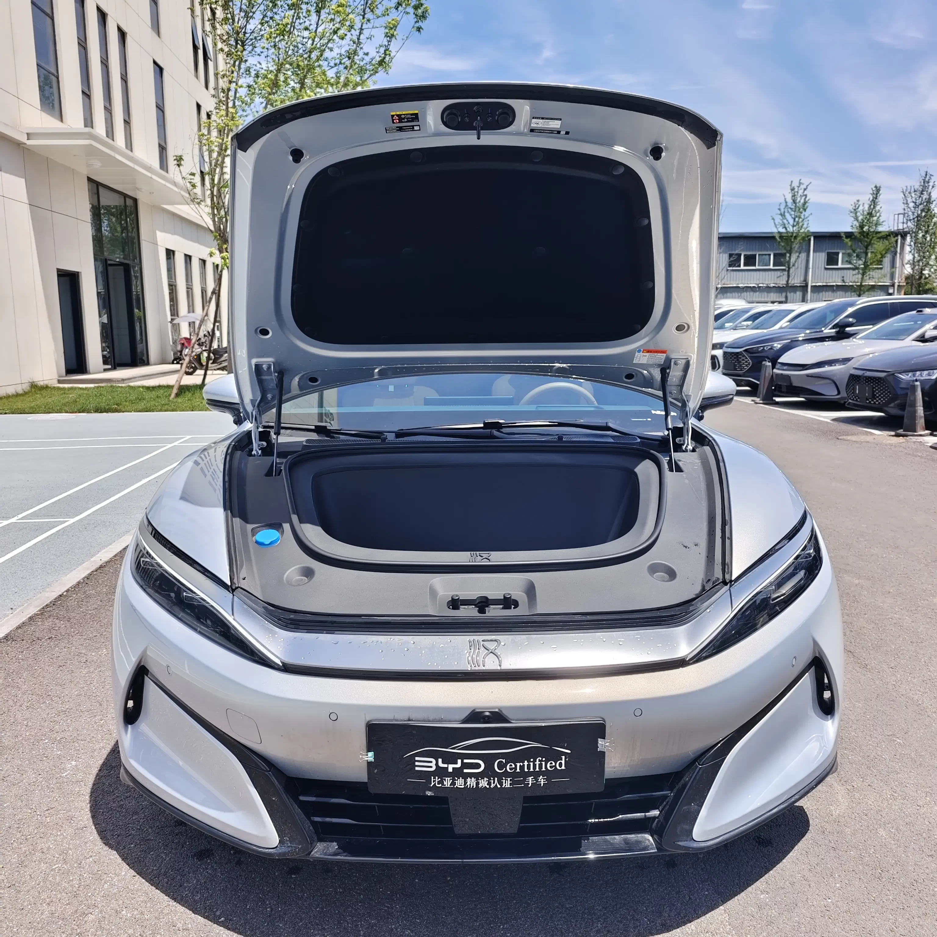 BYD Han L EV