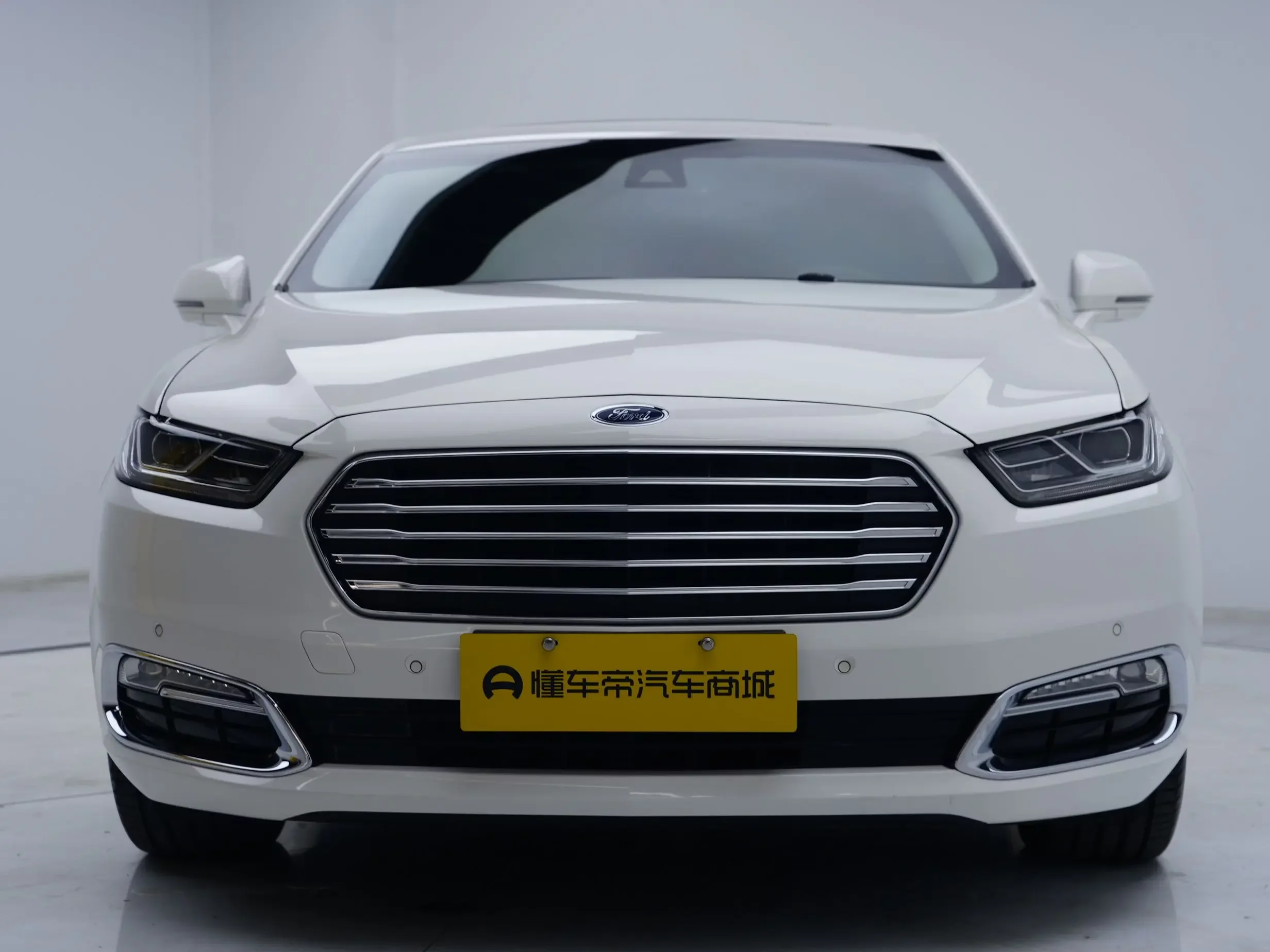 Ford Taurus