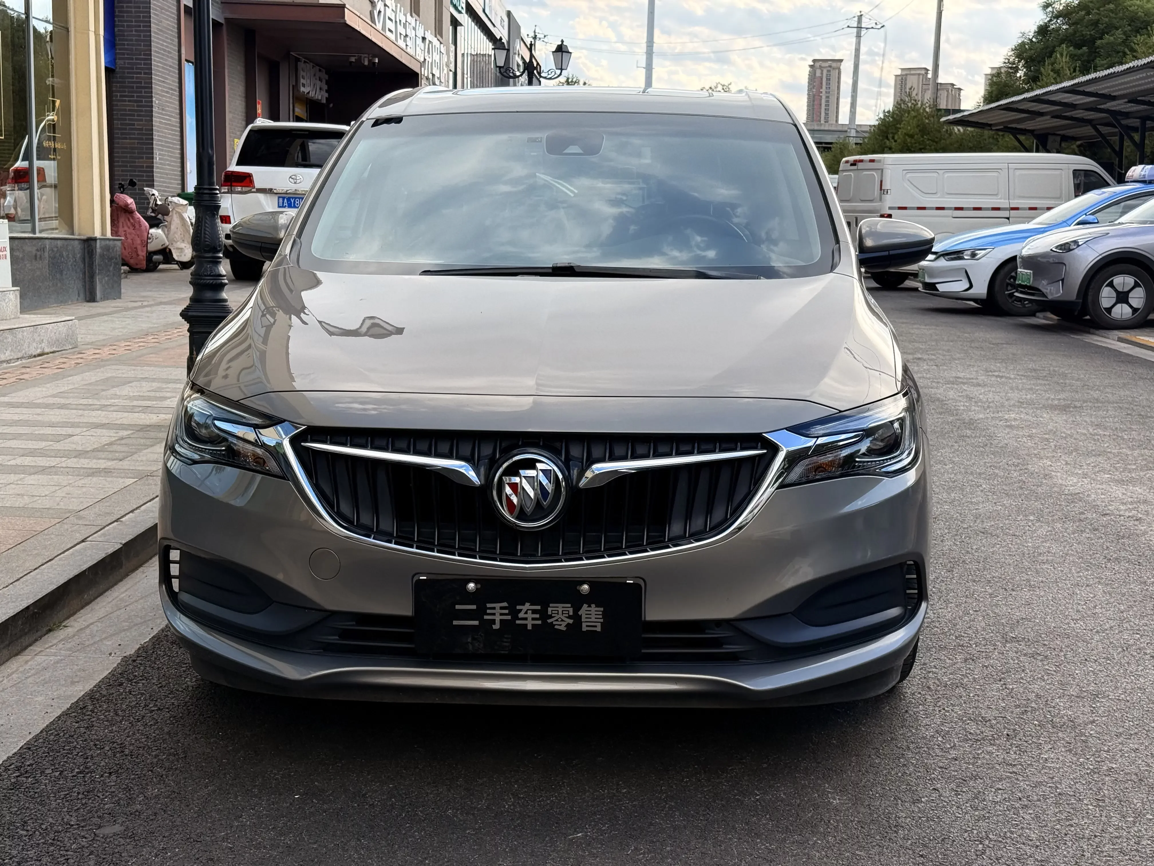 Buick GL6