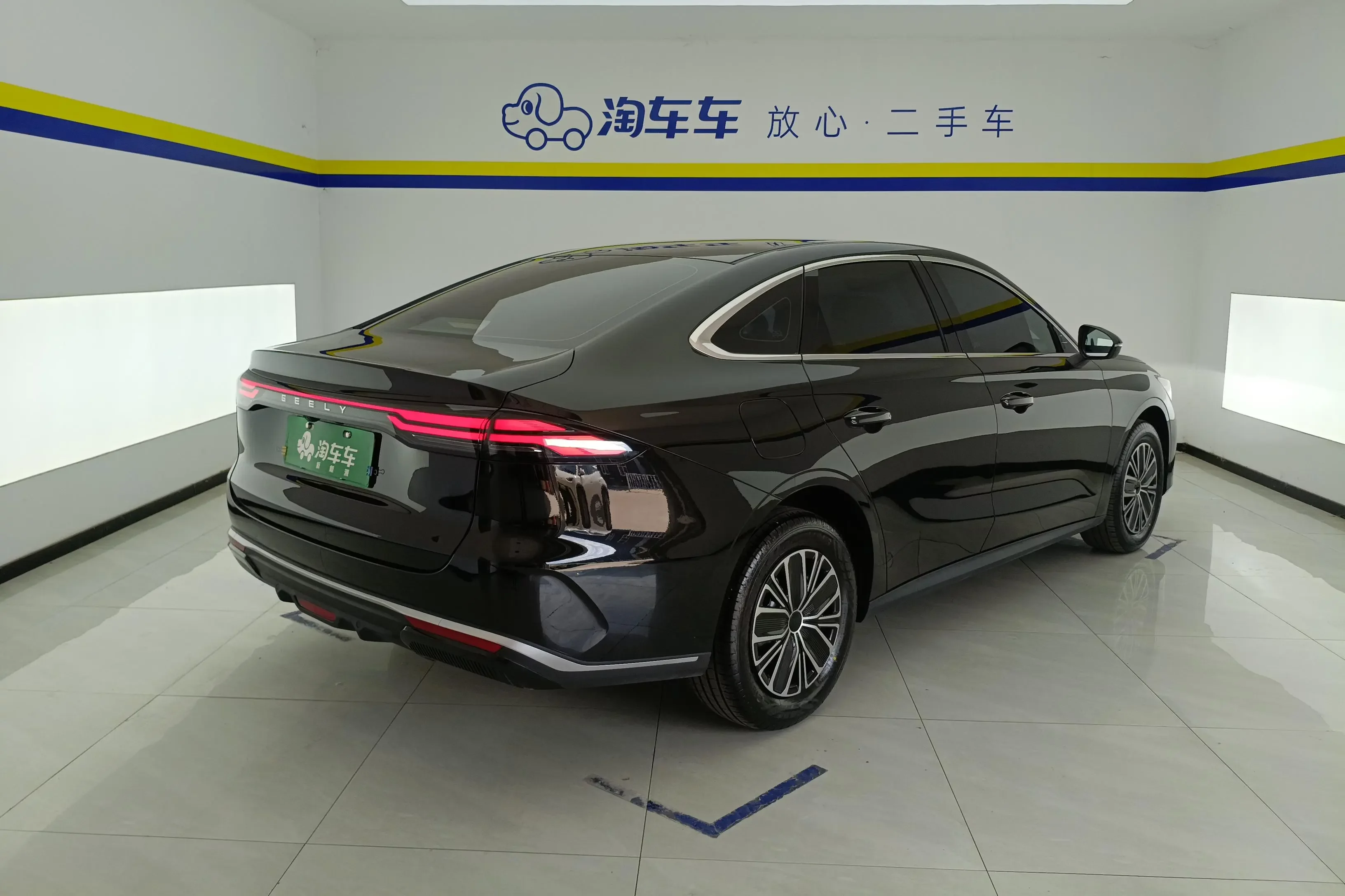 Geely Galaxy Star 6