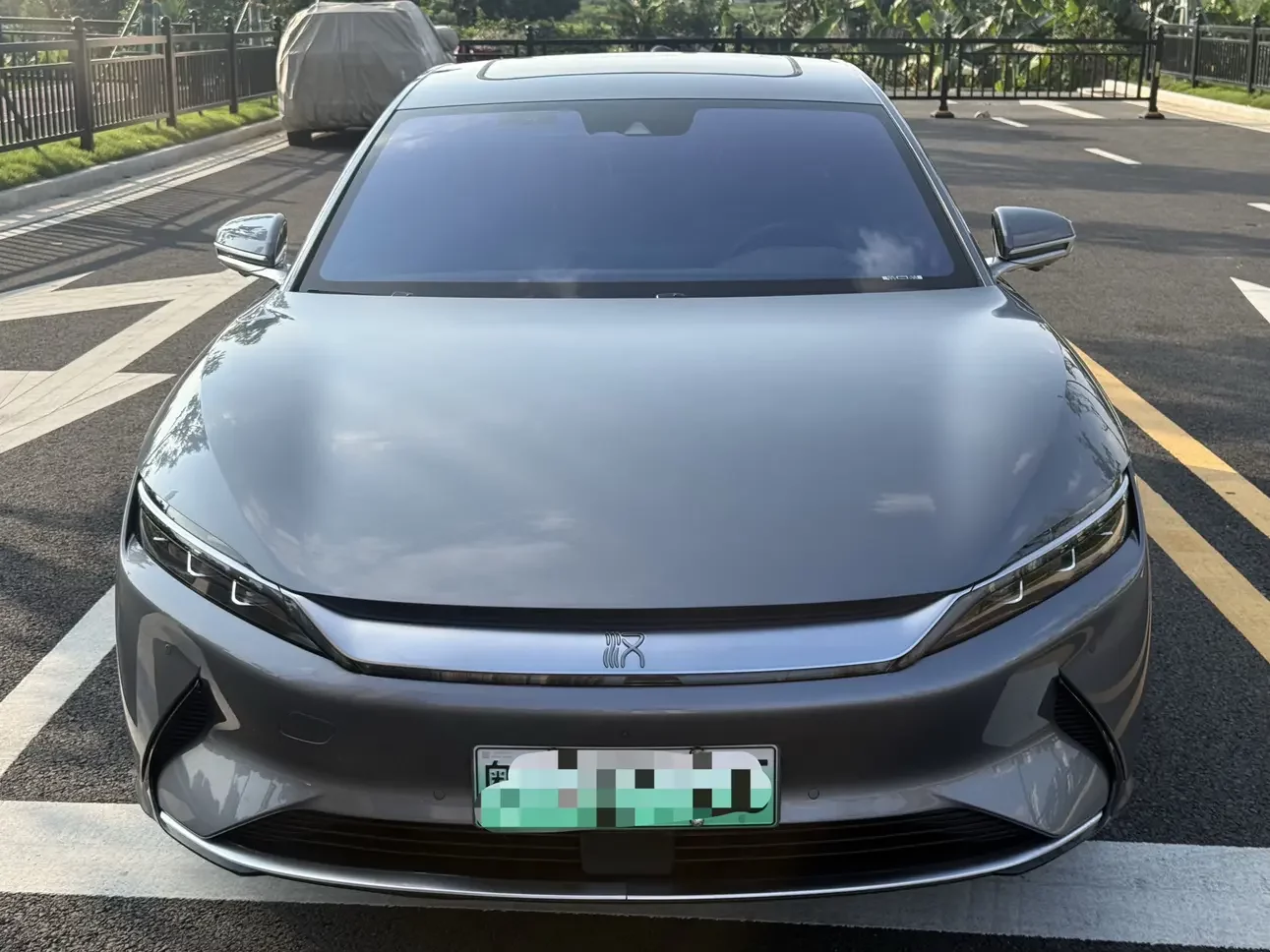 BYD Han EV