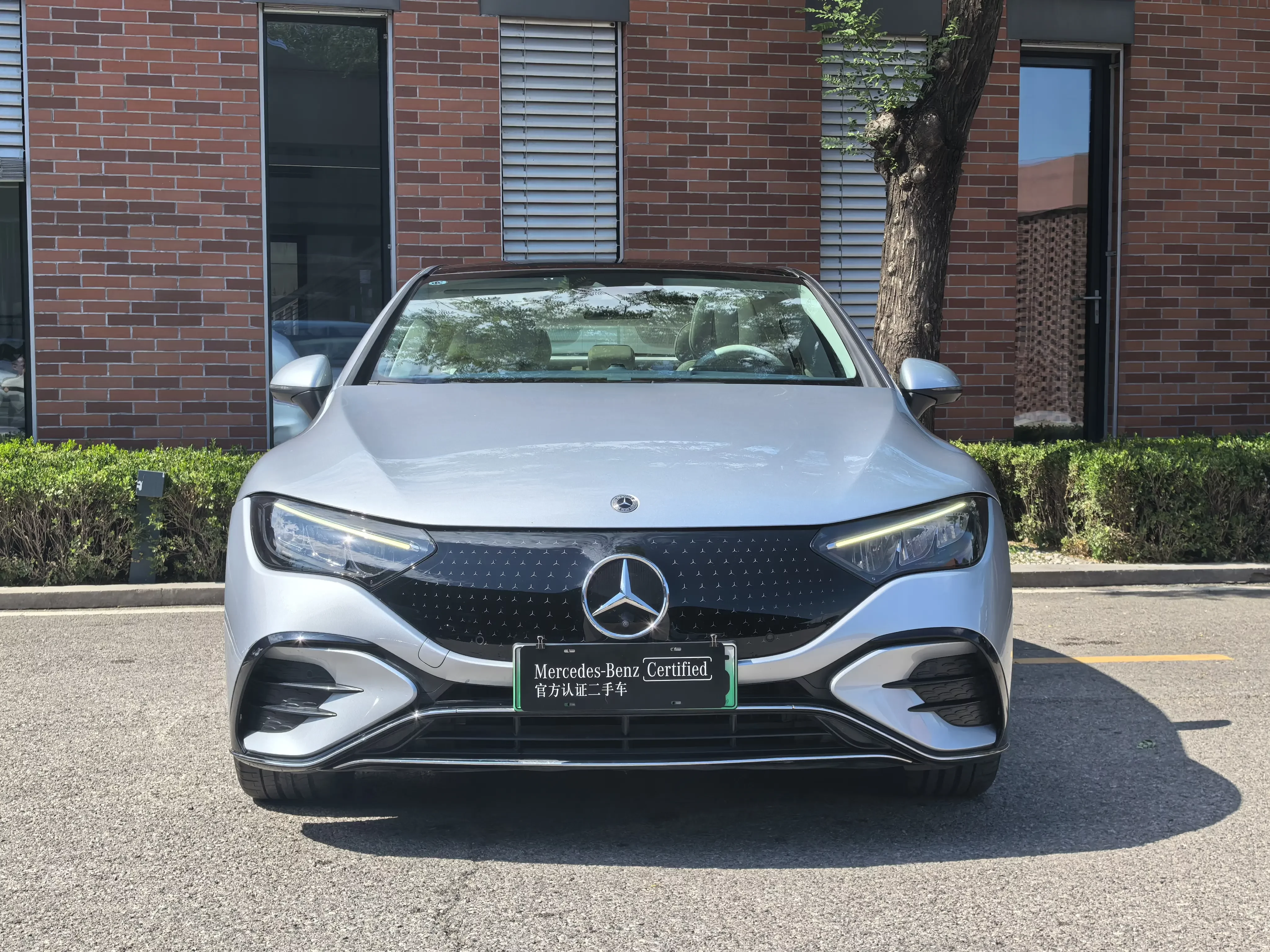 Mercedes-Benz EQE