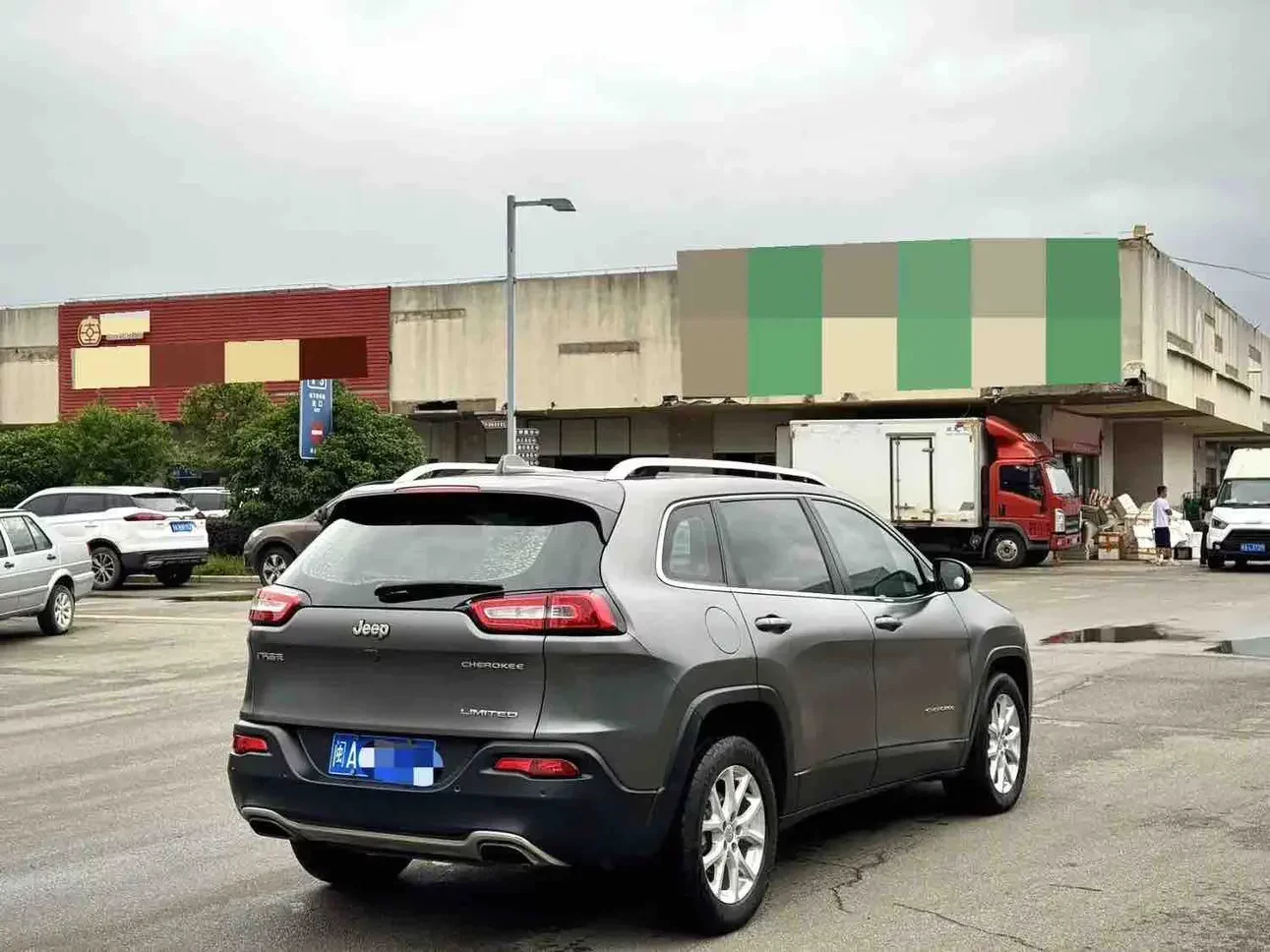 Jeep Cherokee