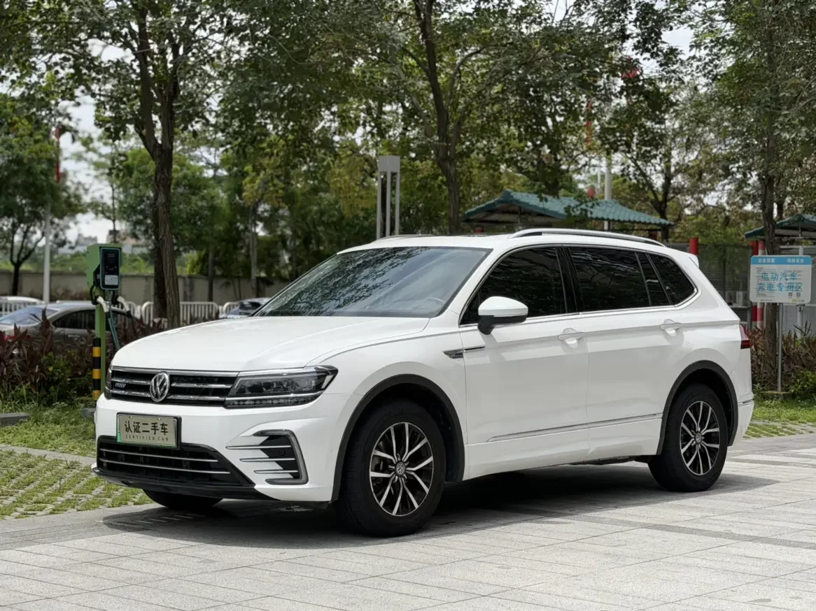 Volkswagen Tiguan L PHEV