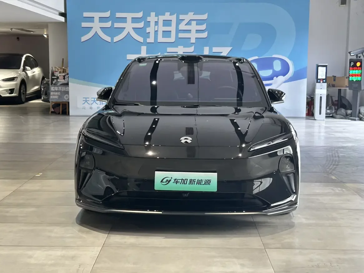 NIO ET5T  из Китая