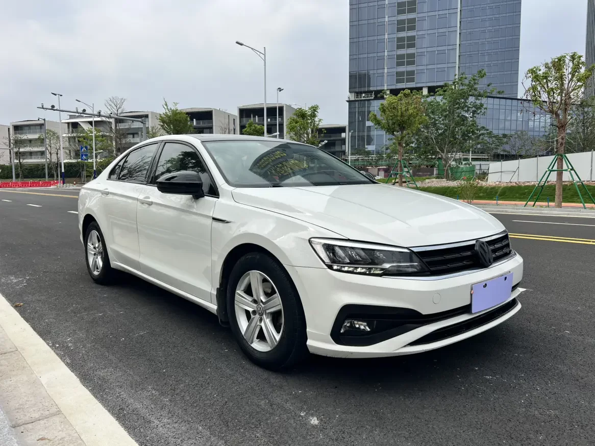 Volkswagen Lamando