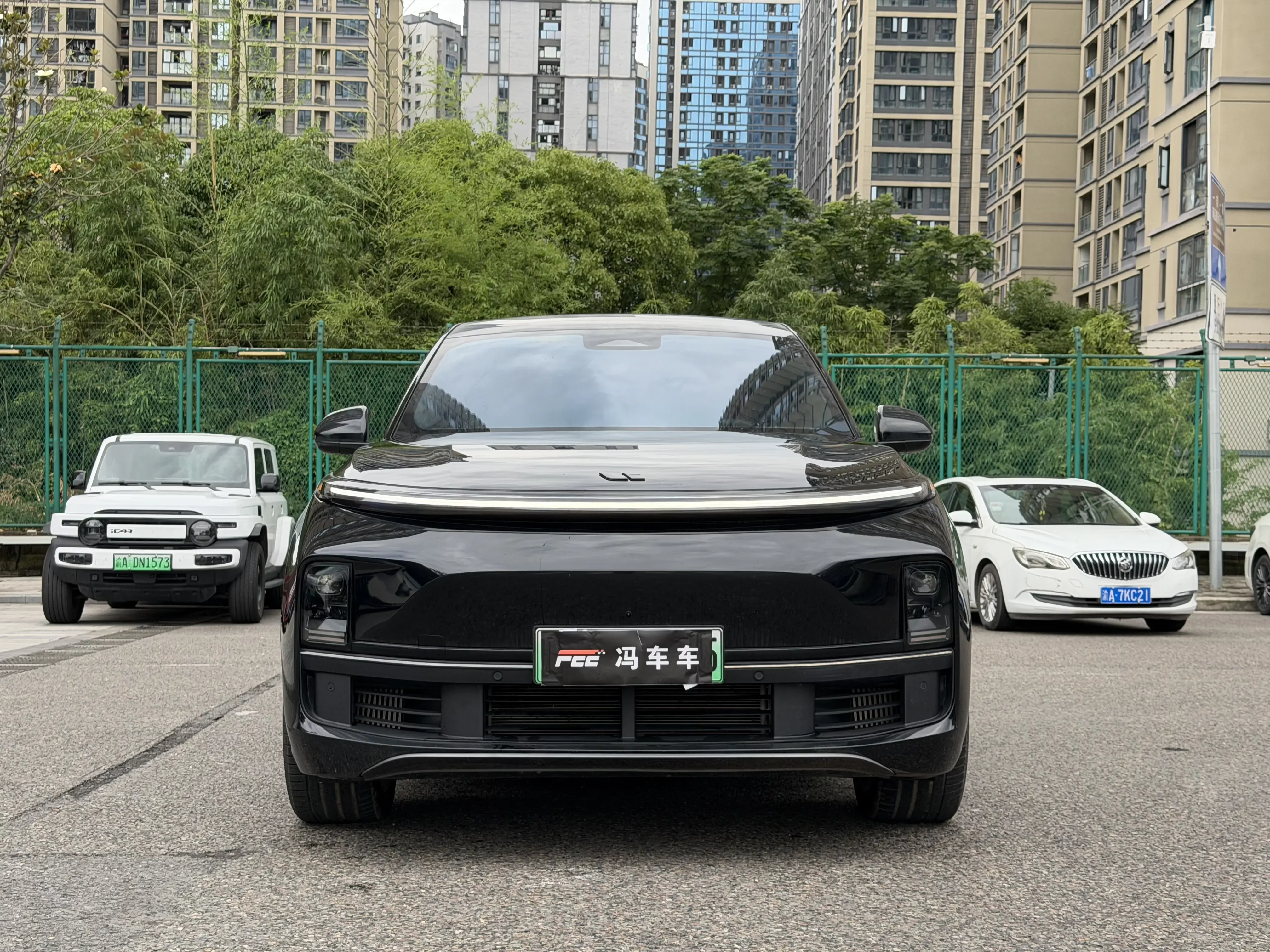 Lixiang L8