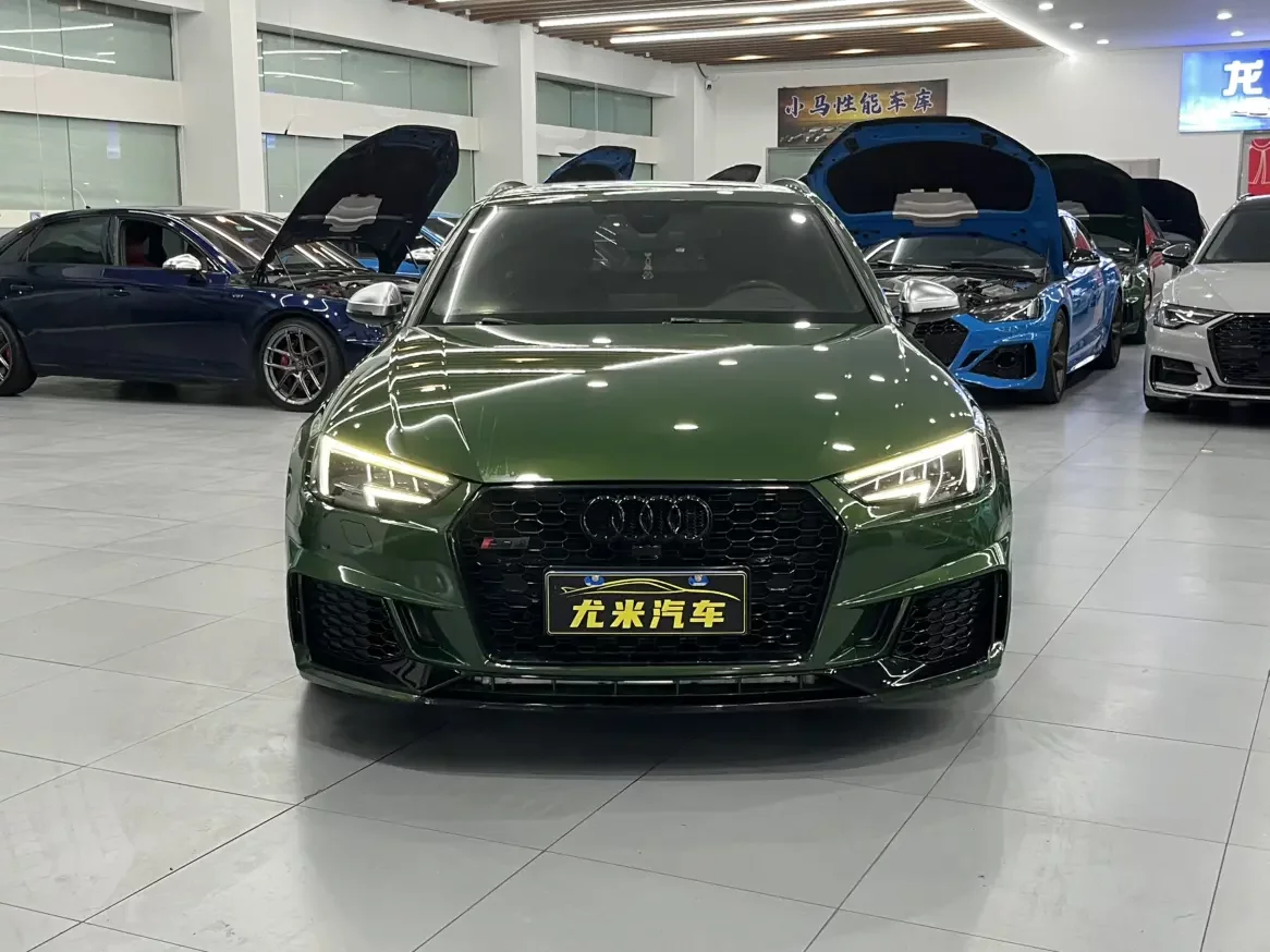 Audi RS 4