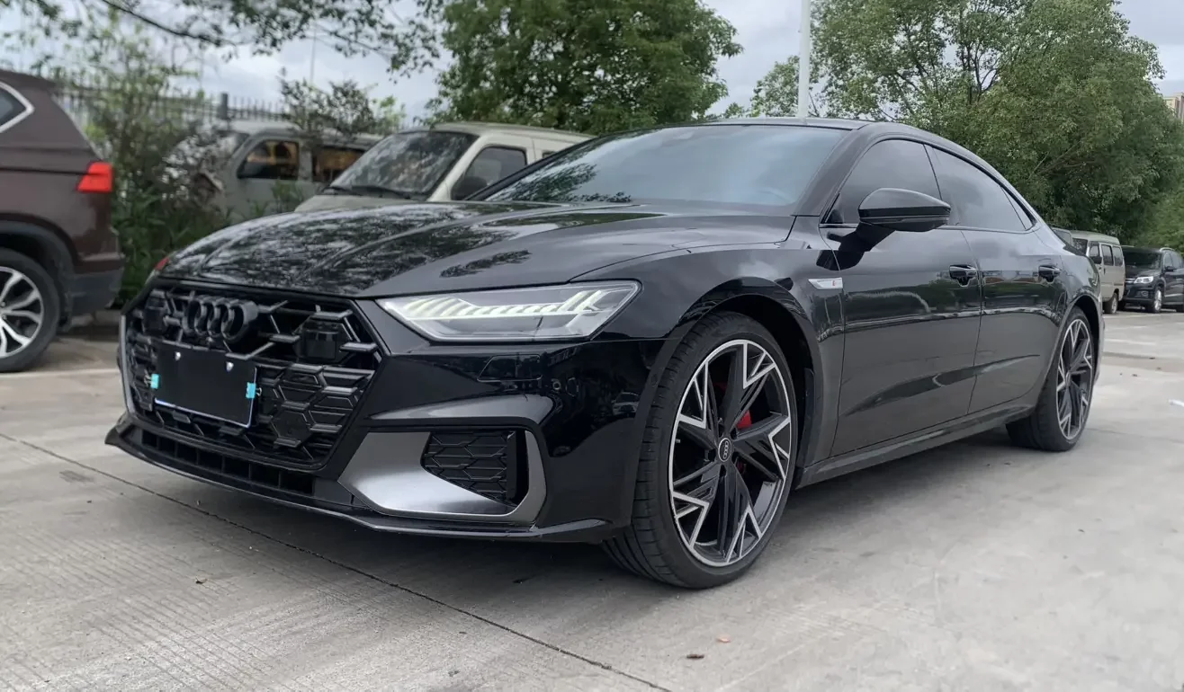 Audi A7L