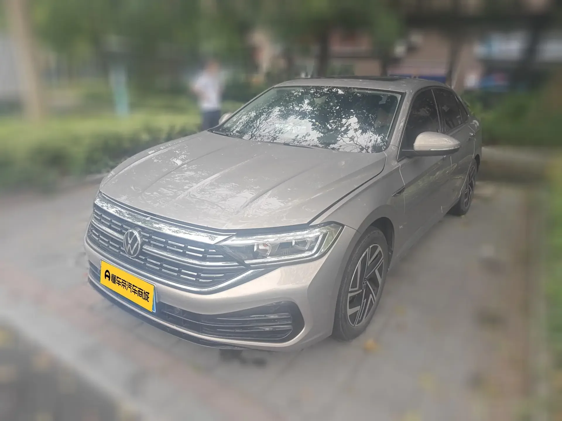 Volkswagen Sagitar