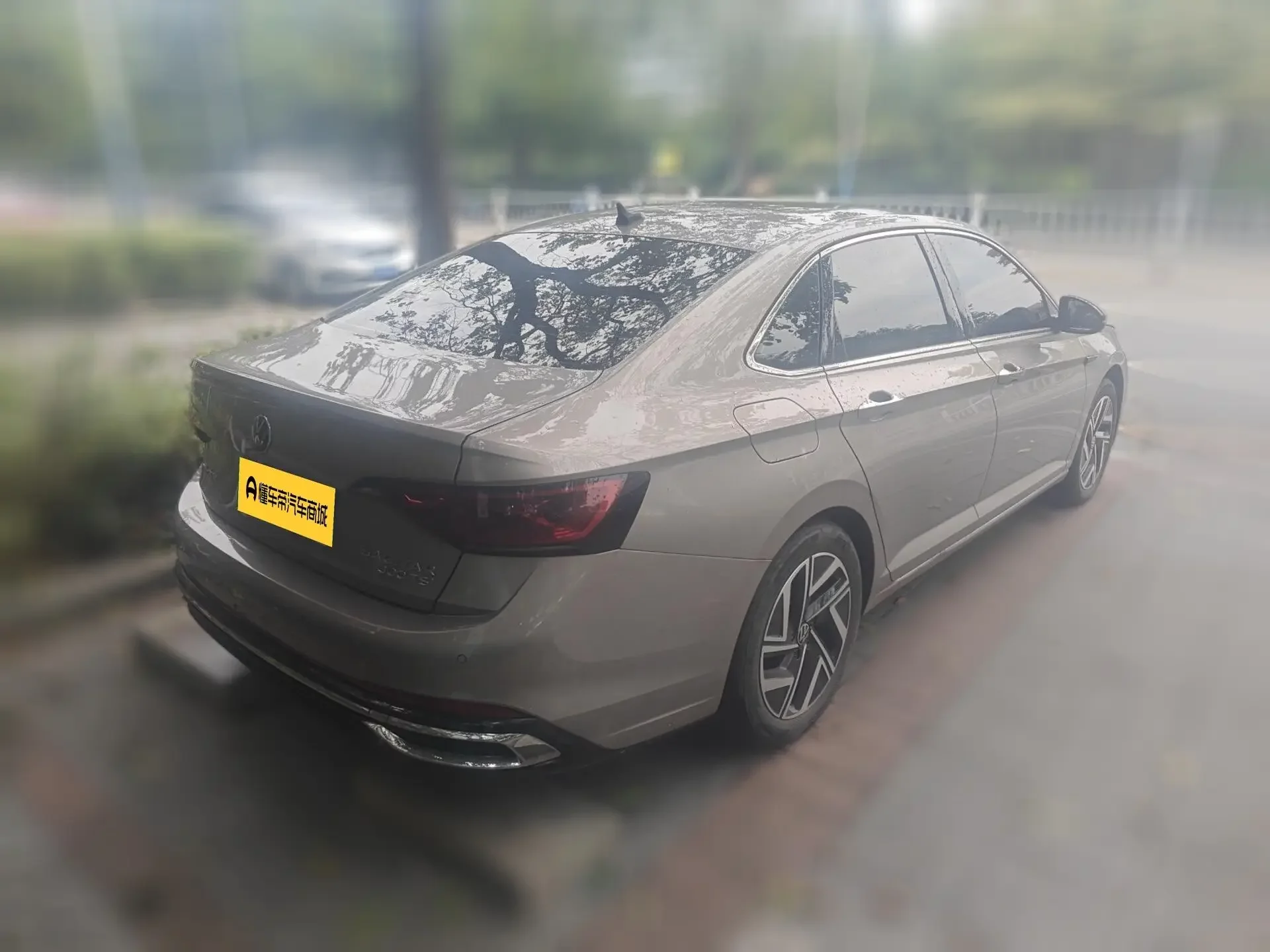 Volkswagen Sagitar