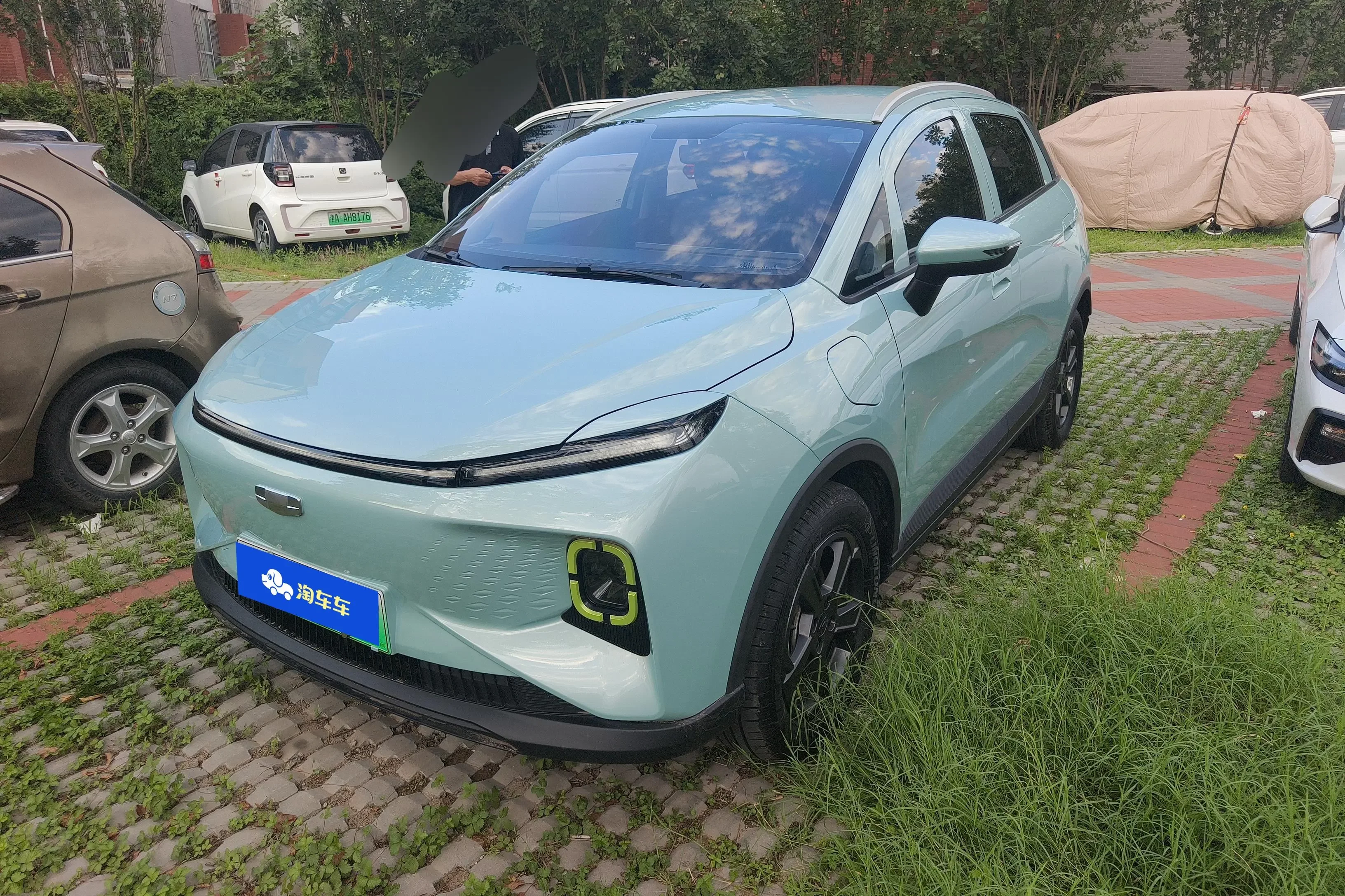 Geely Geometry E Firefly