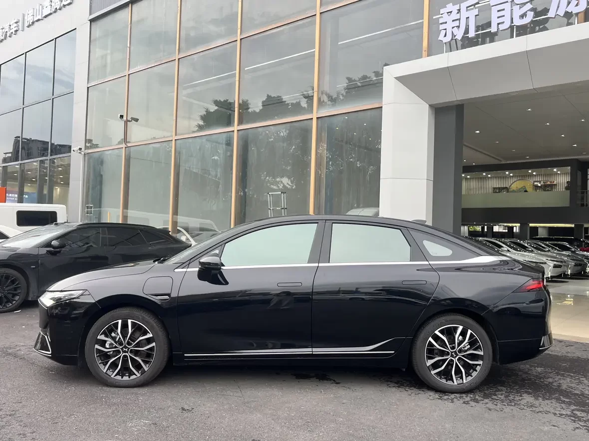 Xpeng P5