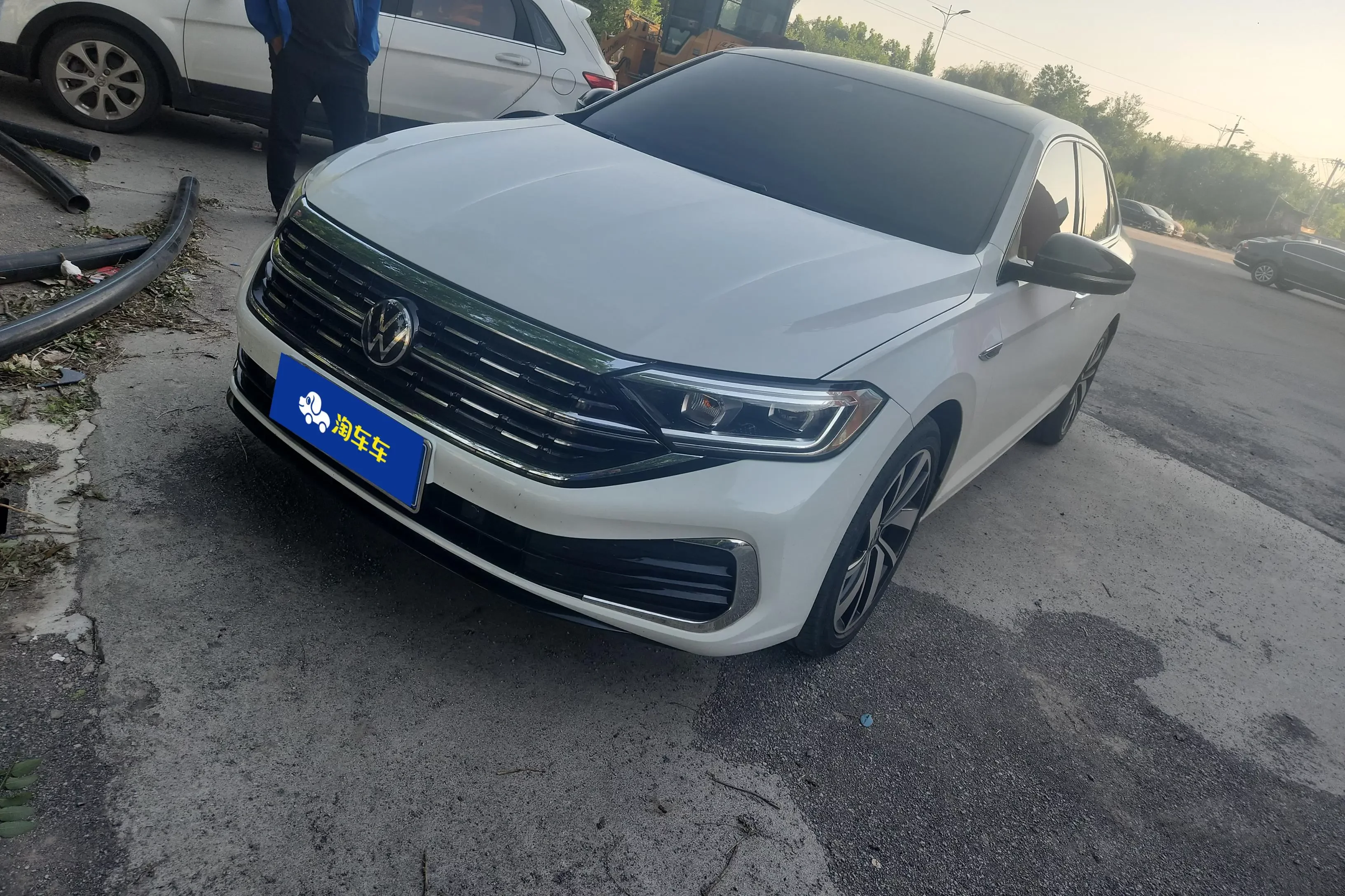 Volkswagen Sagitar