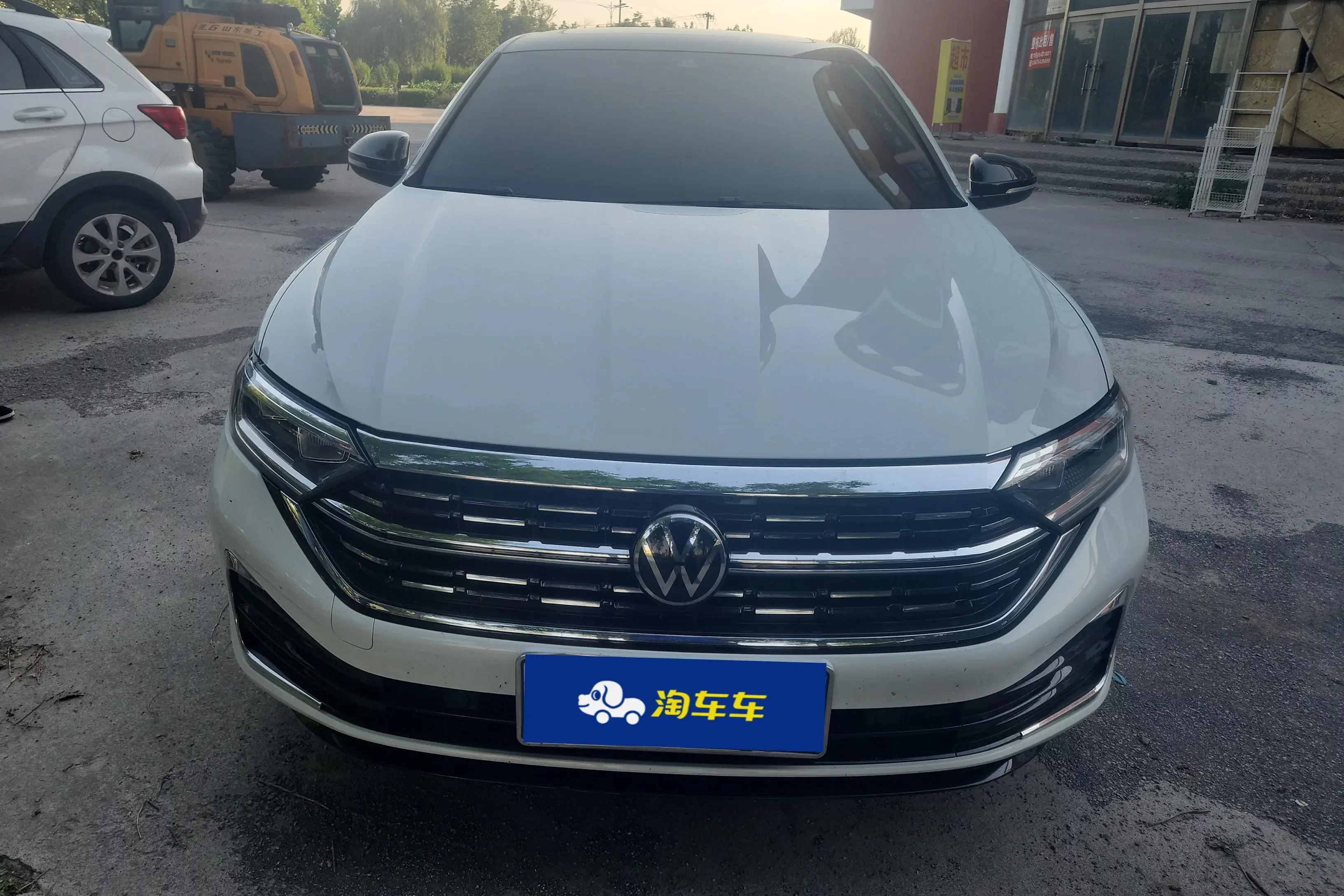 Volkswagen Sagitar