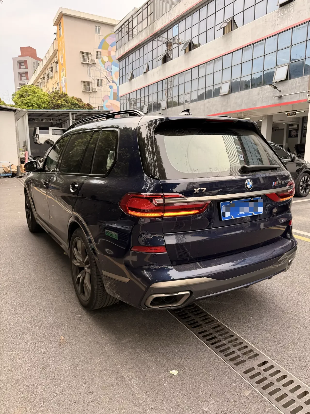 BMW X7