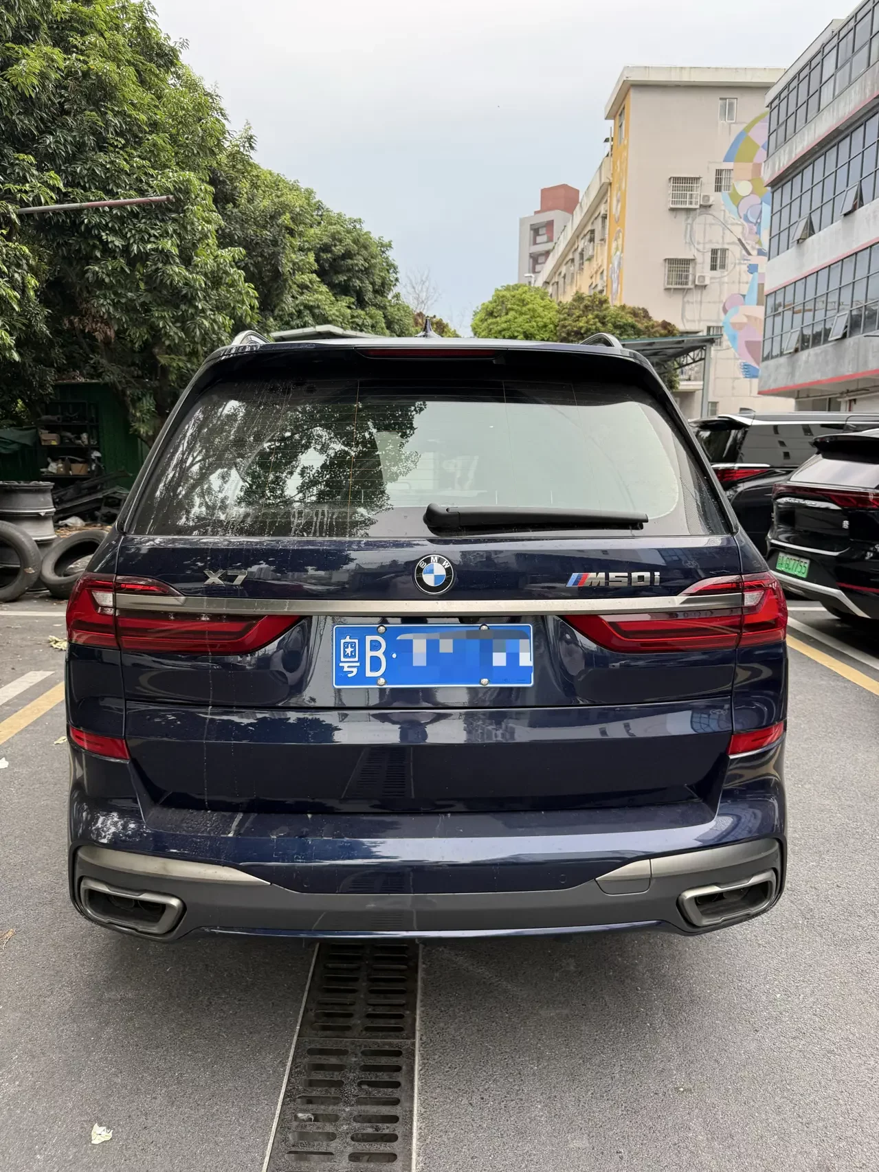 BMW X7
