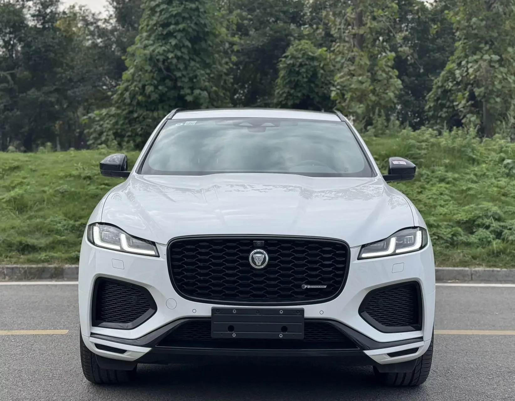 Jaguar F-PACE