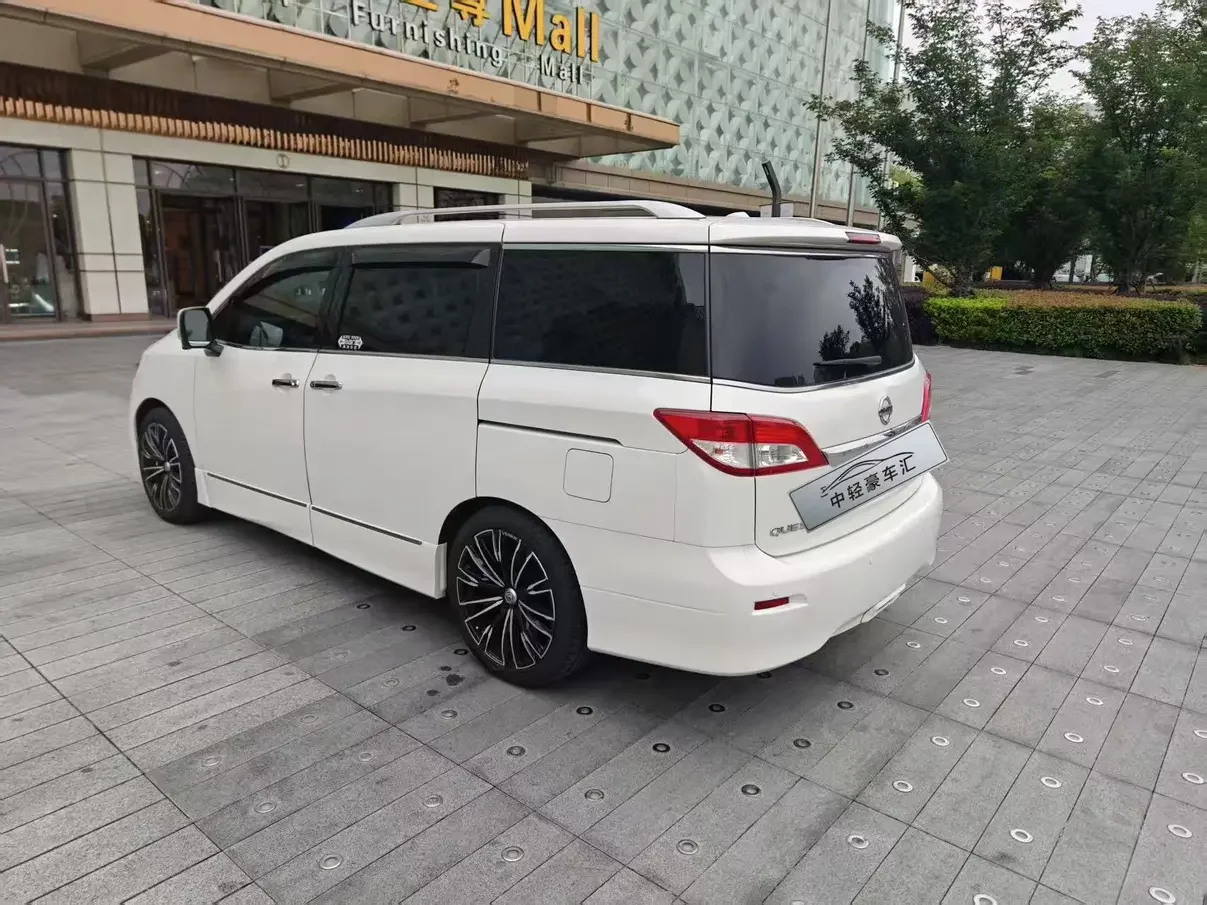 Nissan nobleman