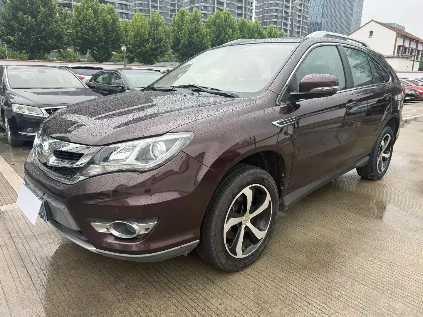 BYD S7