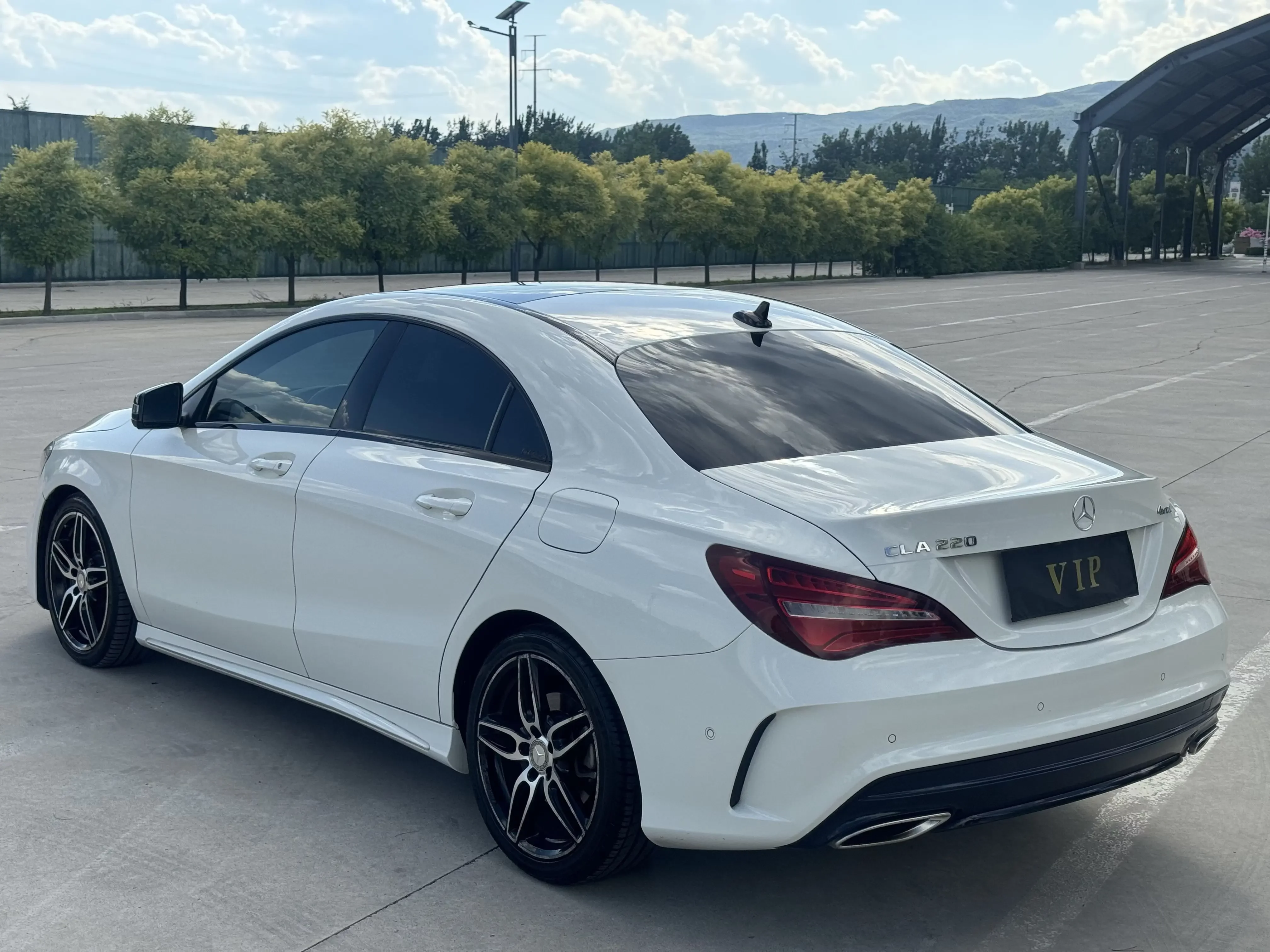 Mercedes-Benz CLA (Imported)