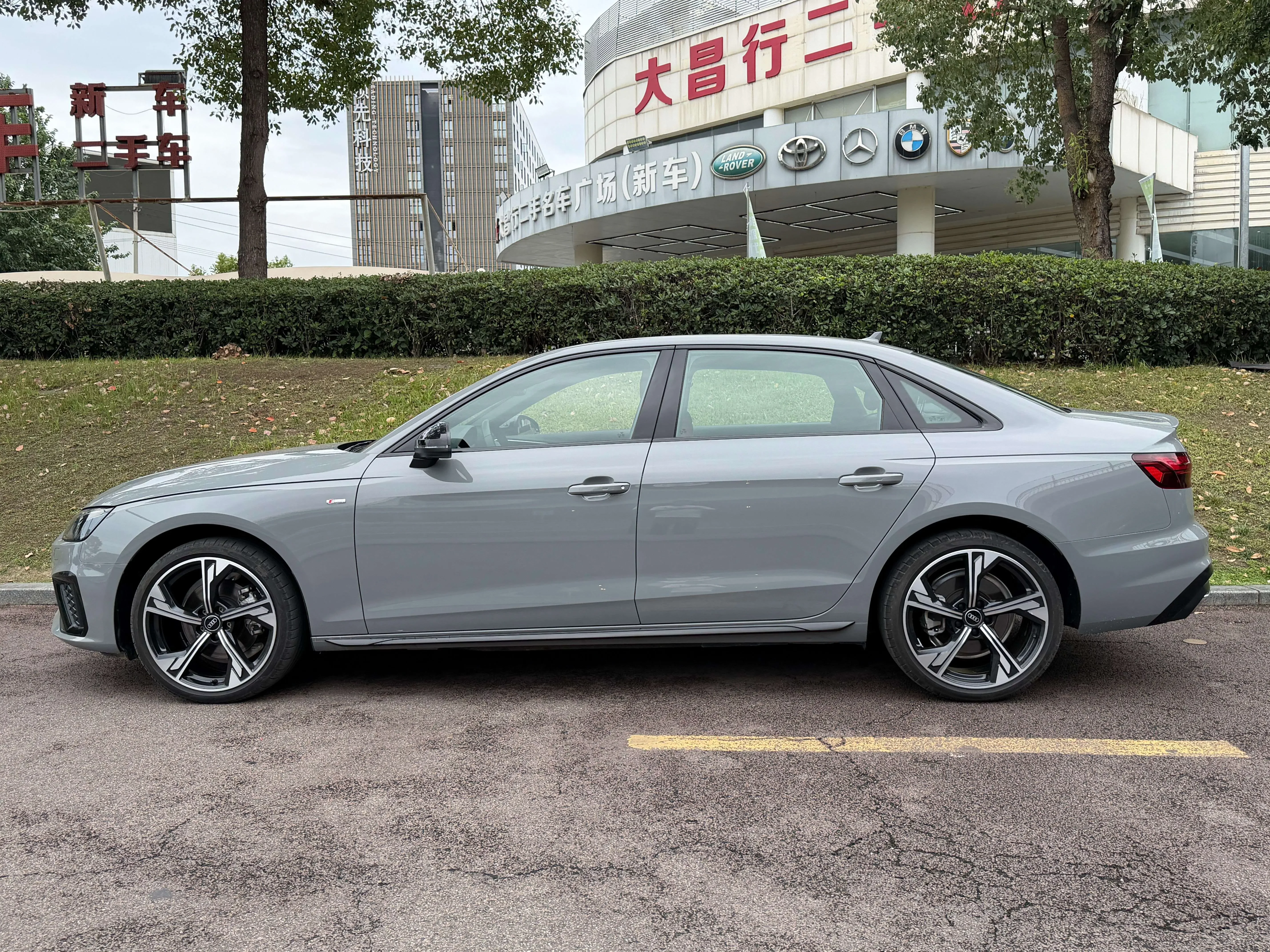 Audi A4L