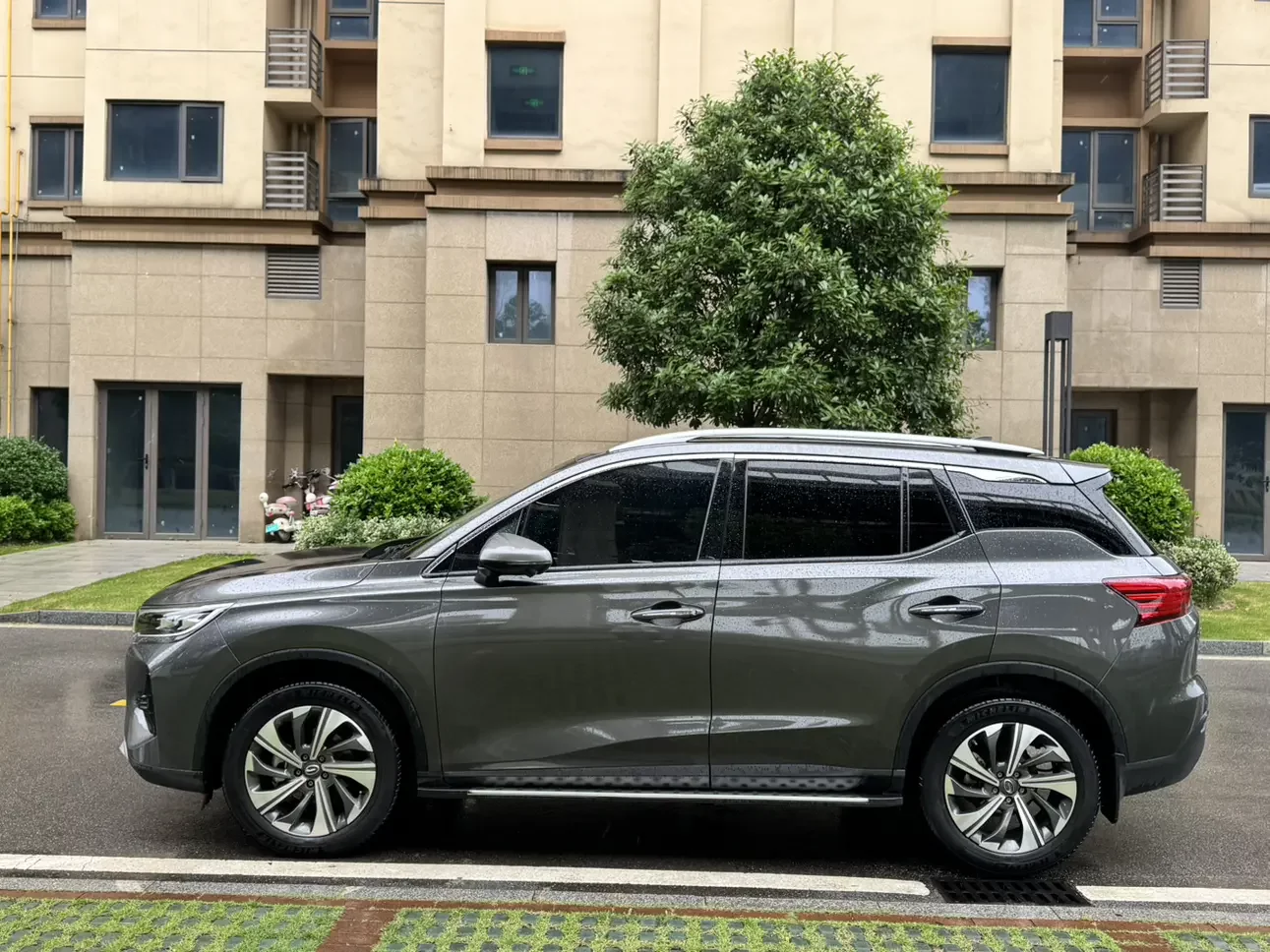 GAC Trumpchi GS4