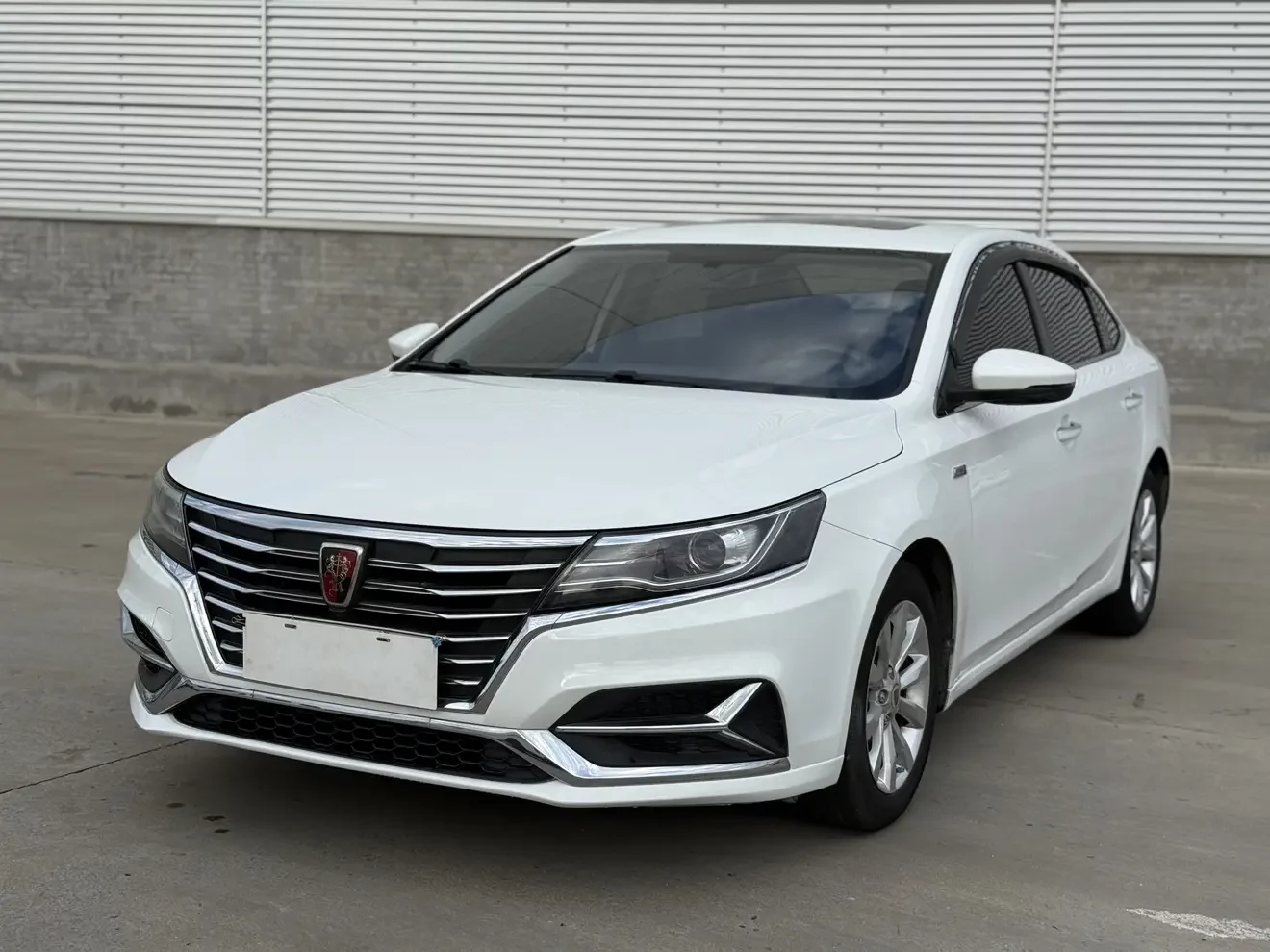Roewe ei6