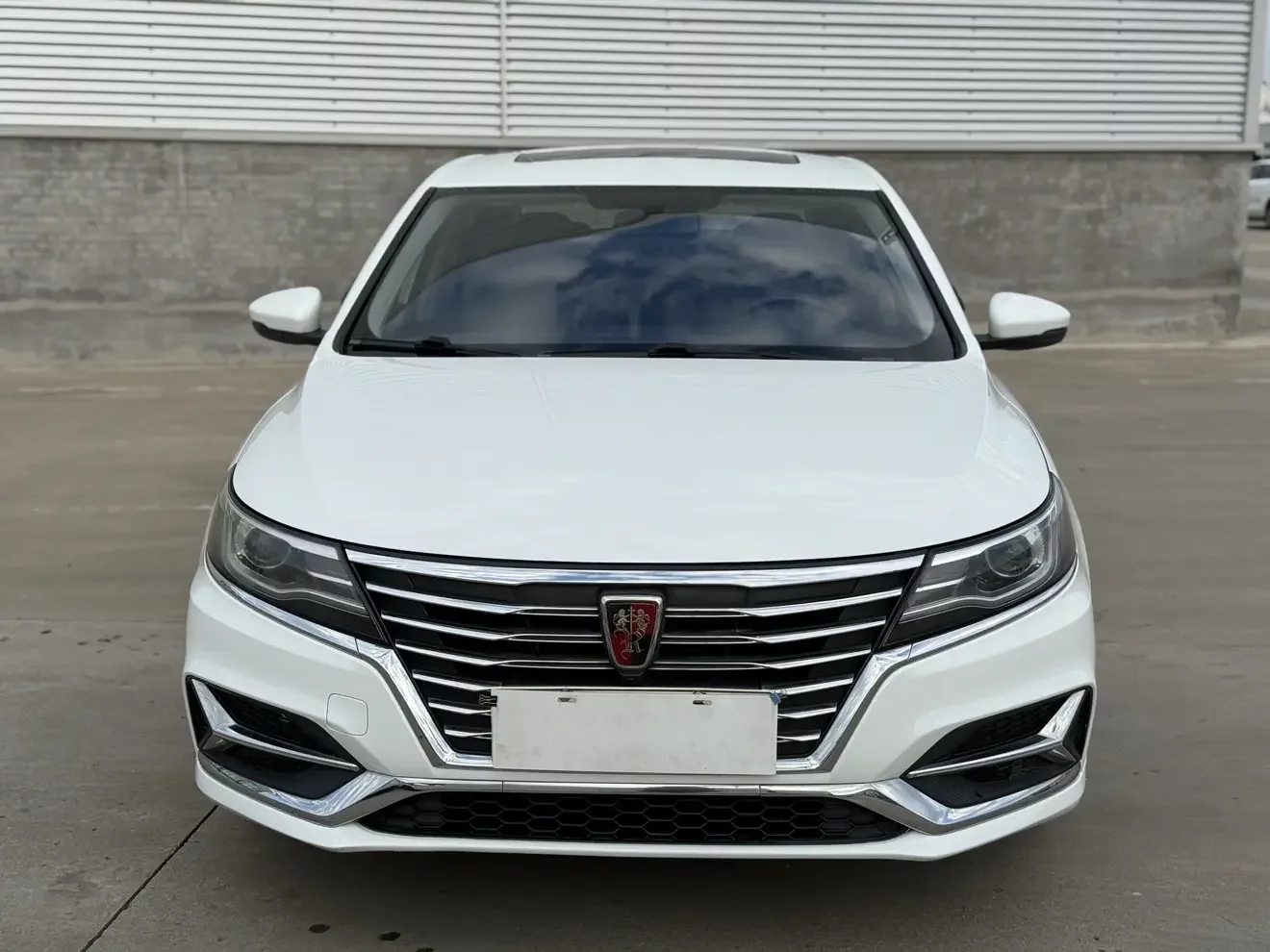 Roewe ei6