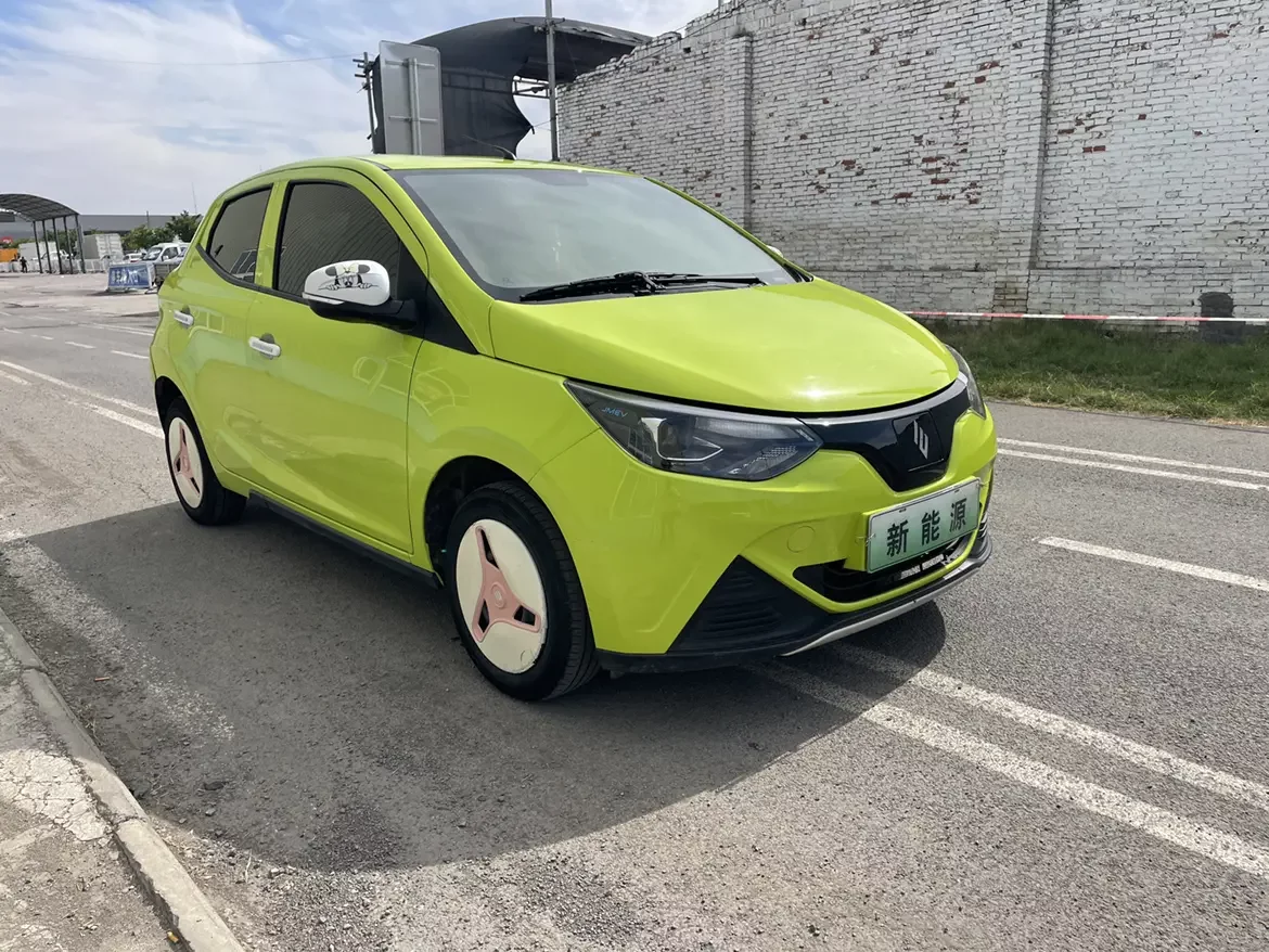 Jiangling Easy EV2