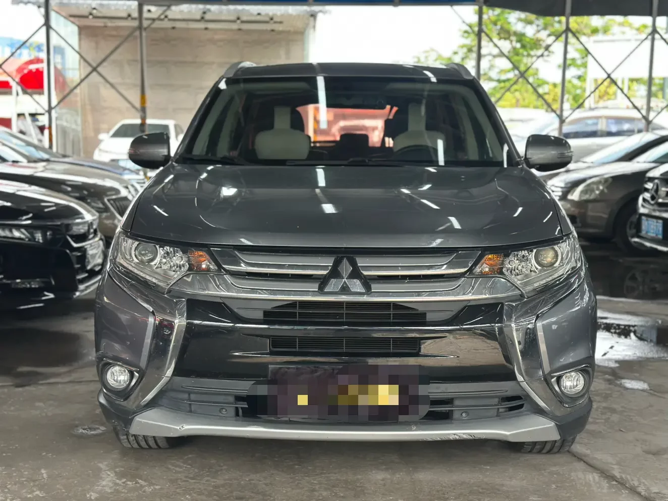 Mitsubishi Outlander  из Китая