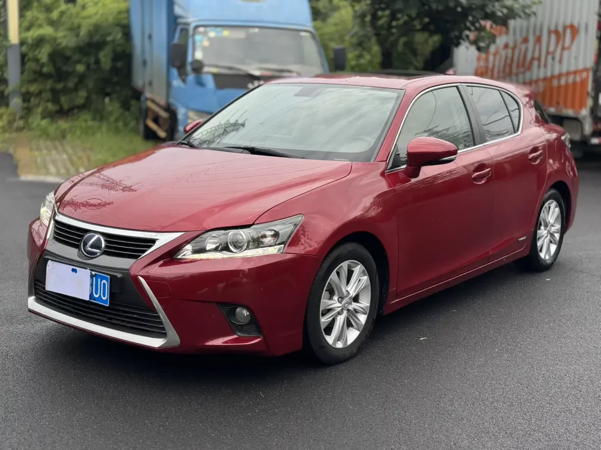 Lexus CT