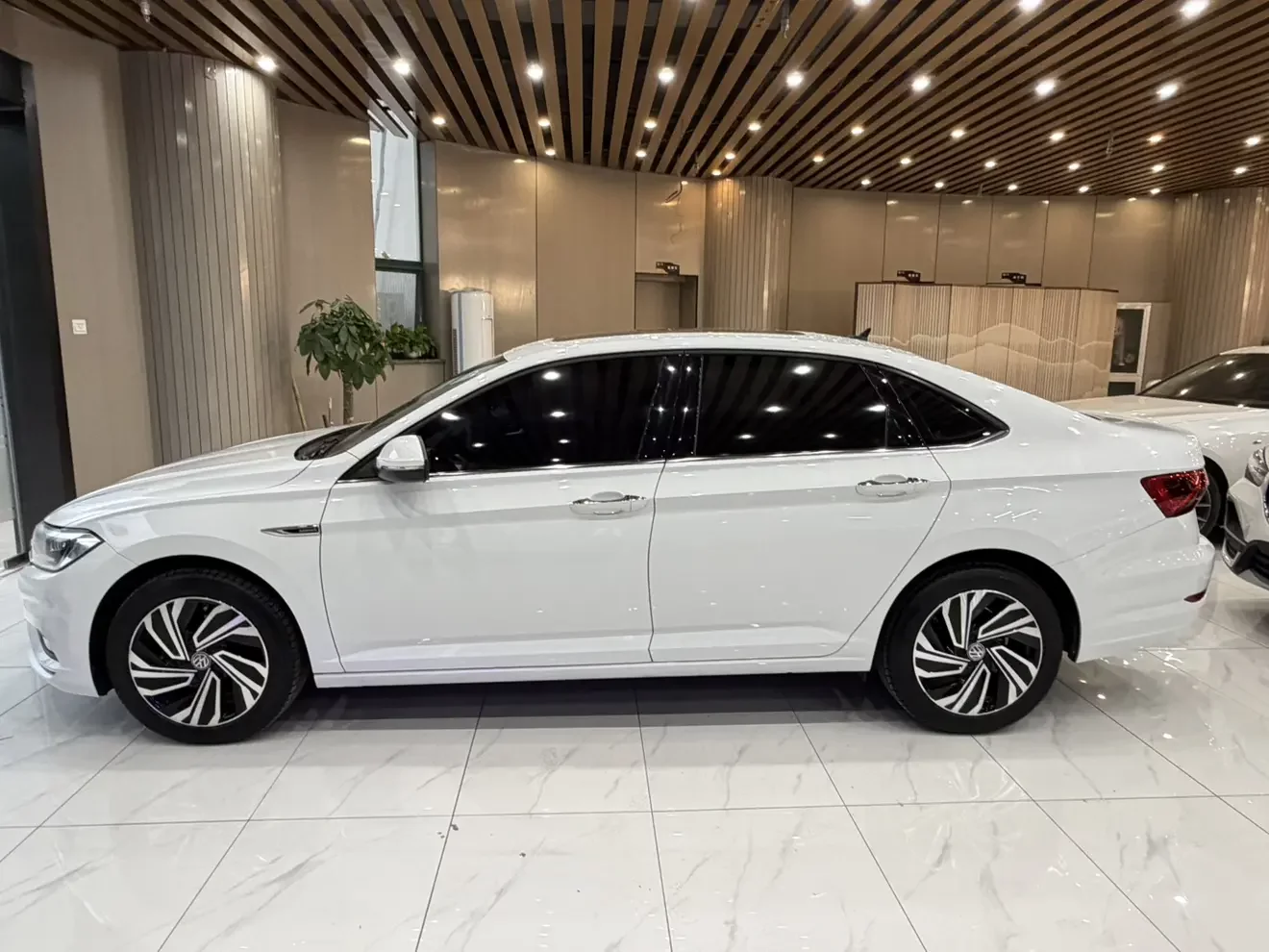 Volkswagen Sagitar